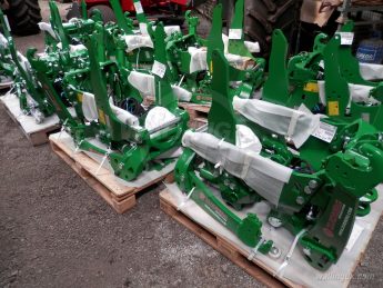 Zuidberg Front Linkage & PTO Systems 6020 to 6215R: Used by