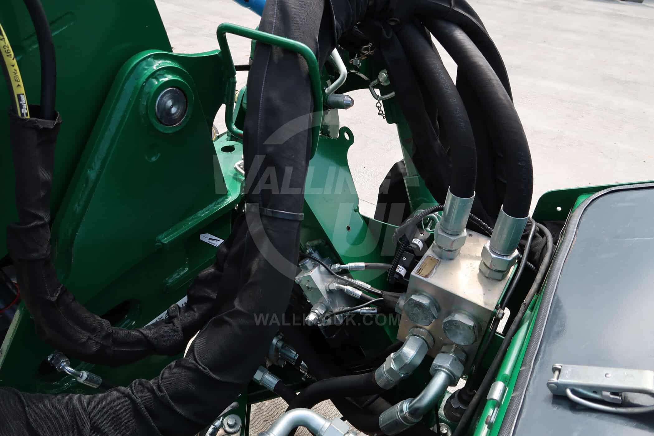 SPEARHEAD TWIGA MID T65 - Image 9