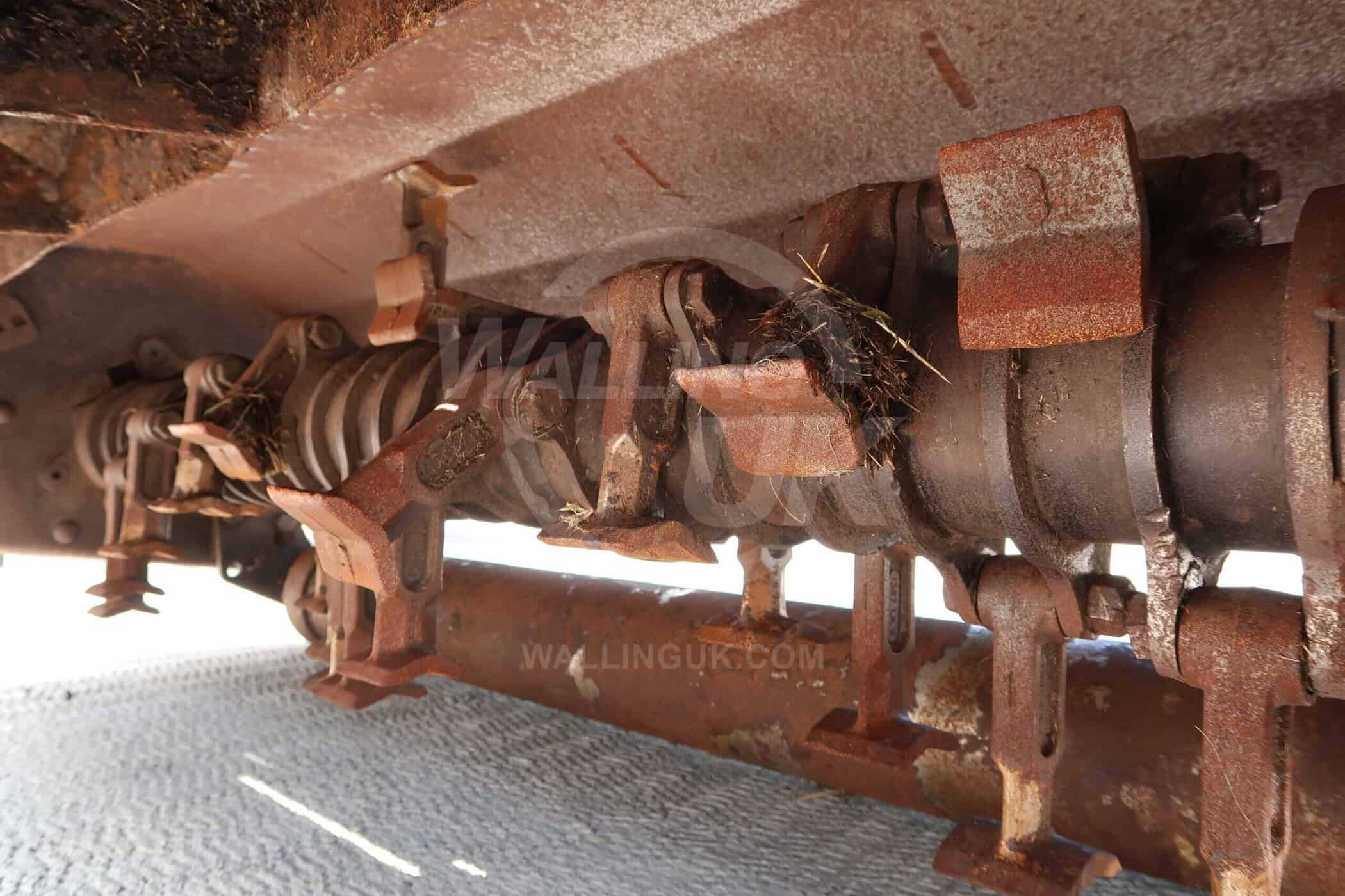 SPEARHEAD TWIGA MID T65 - Image 3