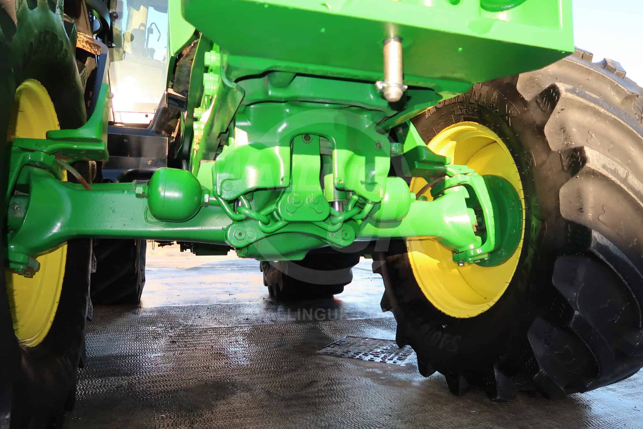 JOHN DEERE 6150R - Image 24