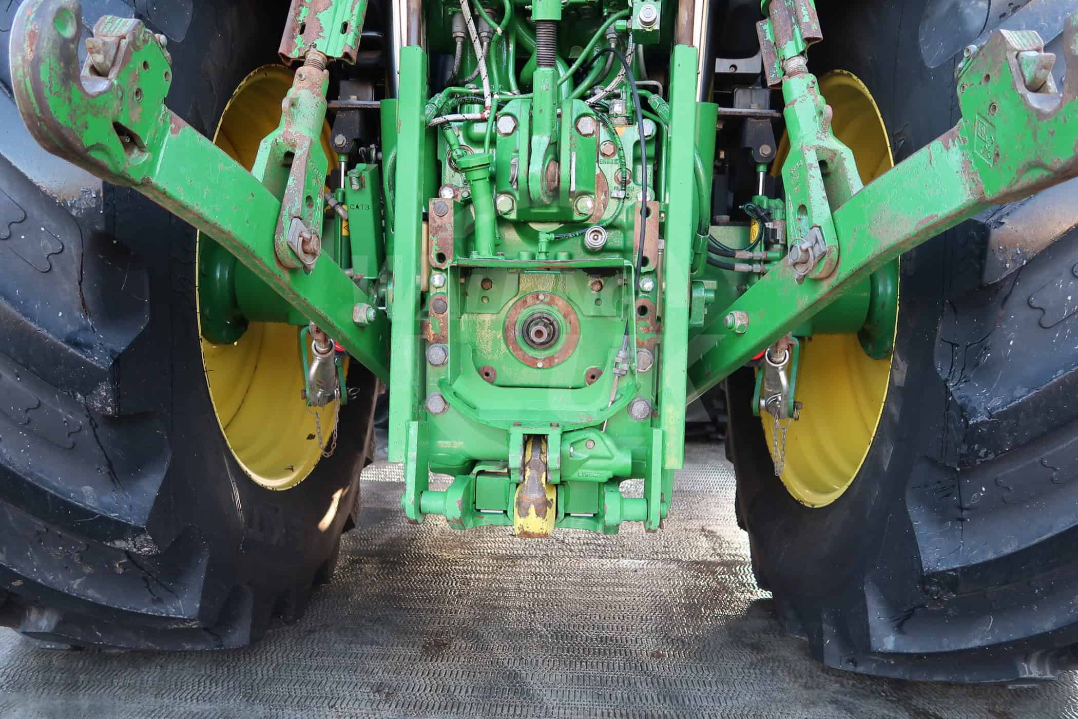 JOHN DEERE 6150R - Image 19
