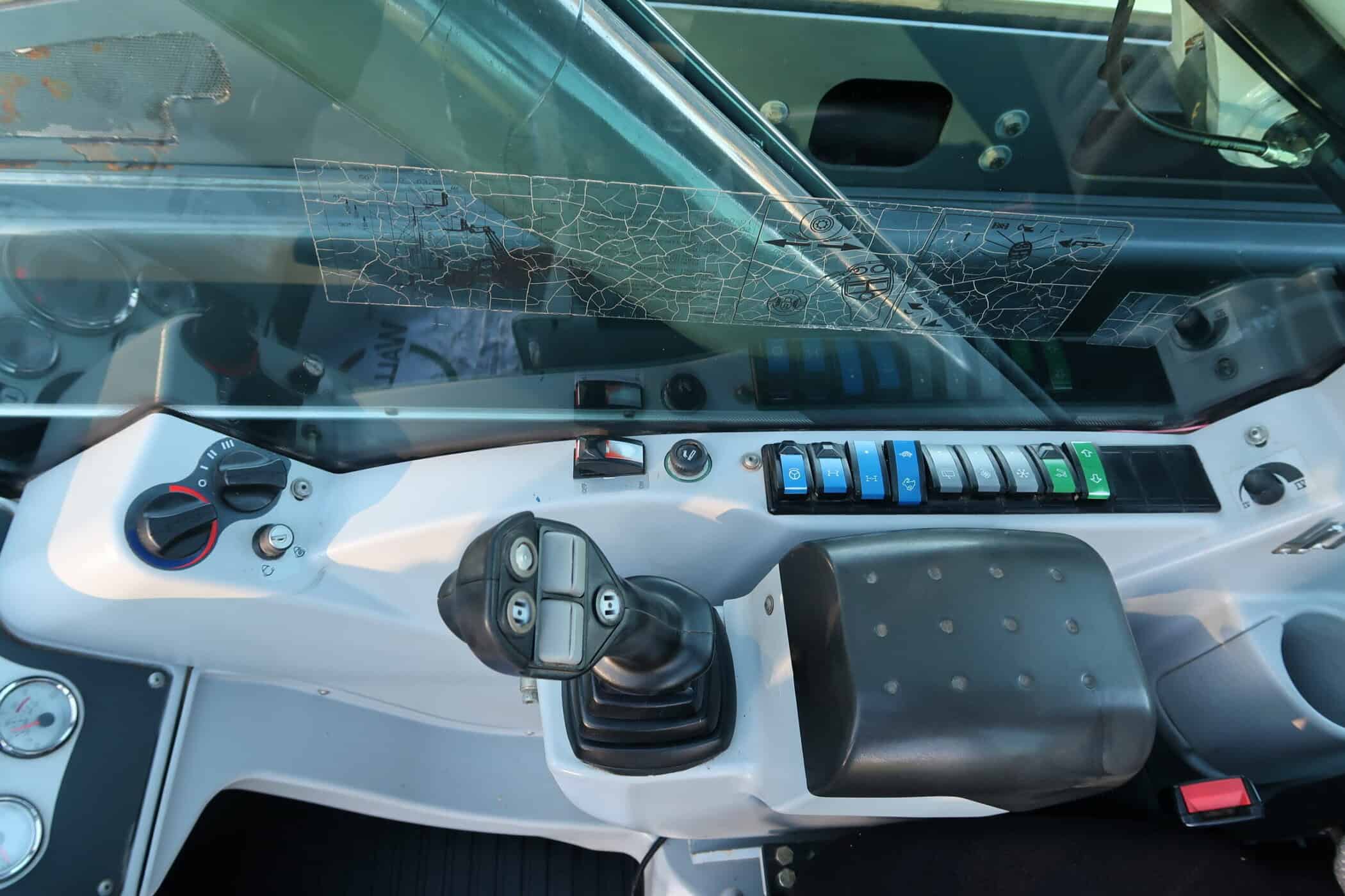 CLAAS SCORPION 6030 - Image 8