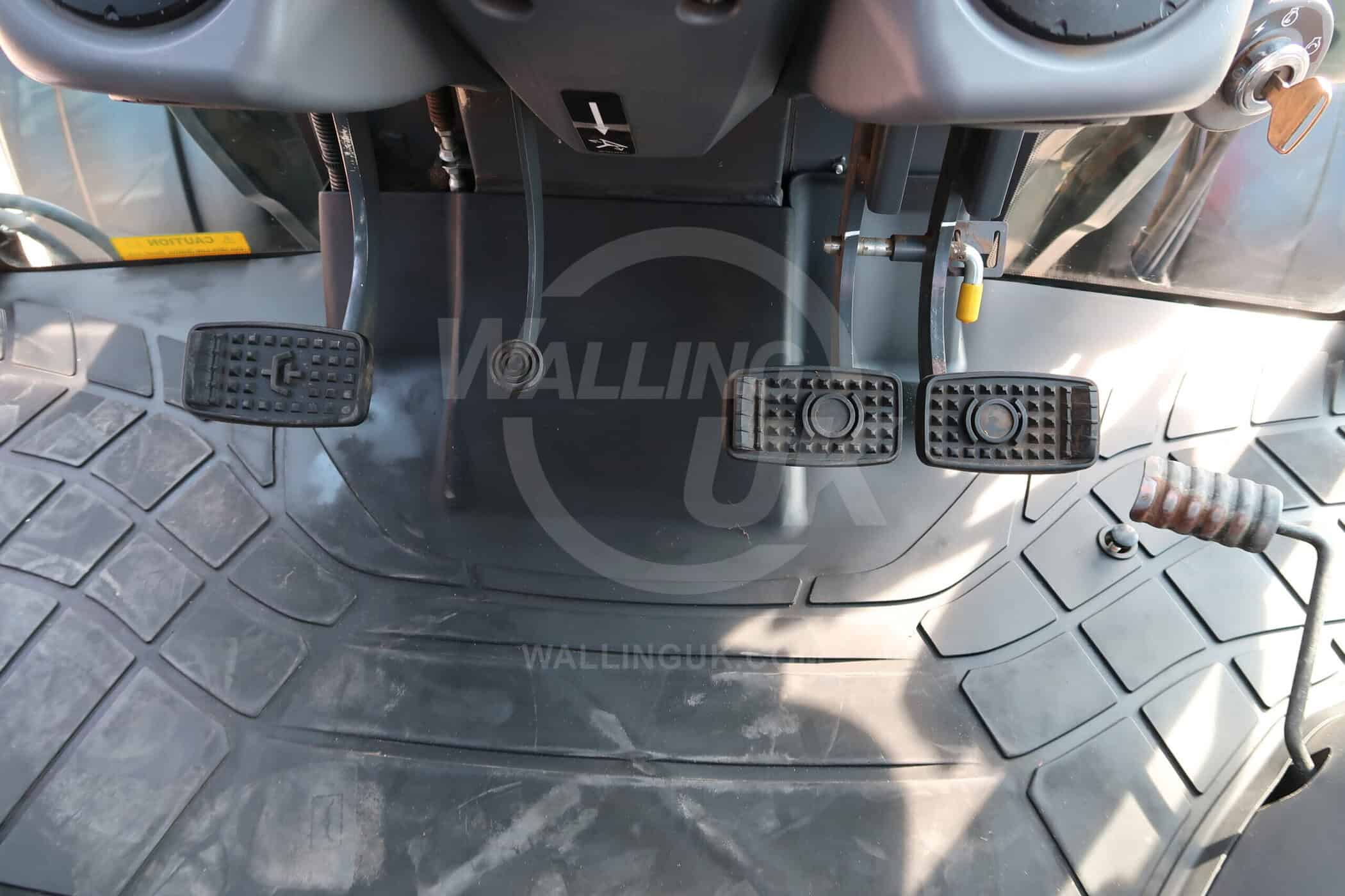 KUBOTA M5111 - Image 13