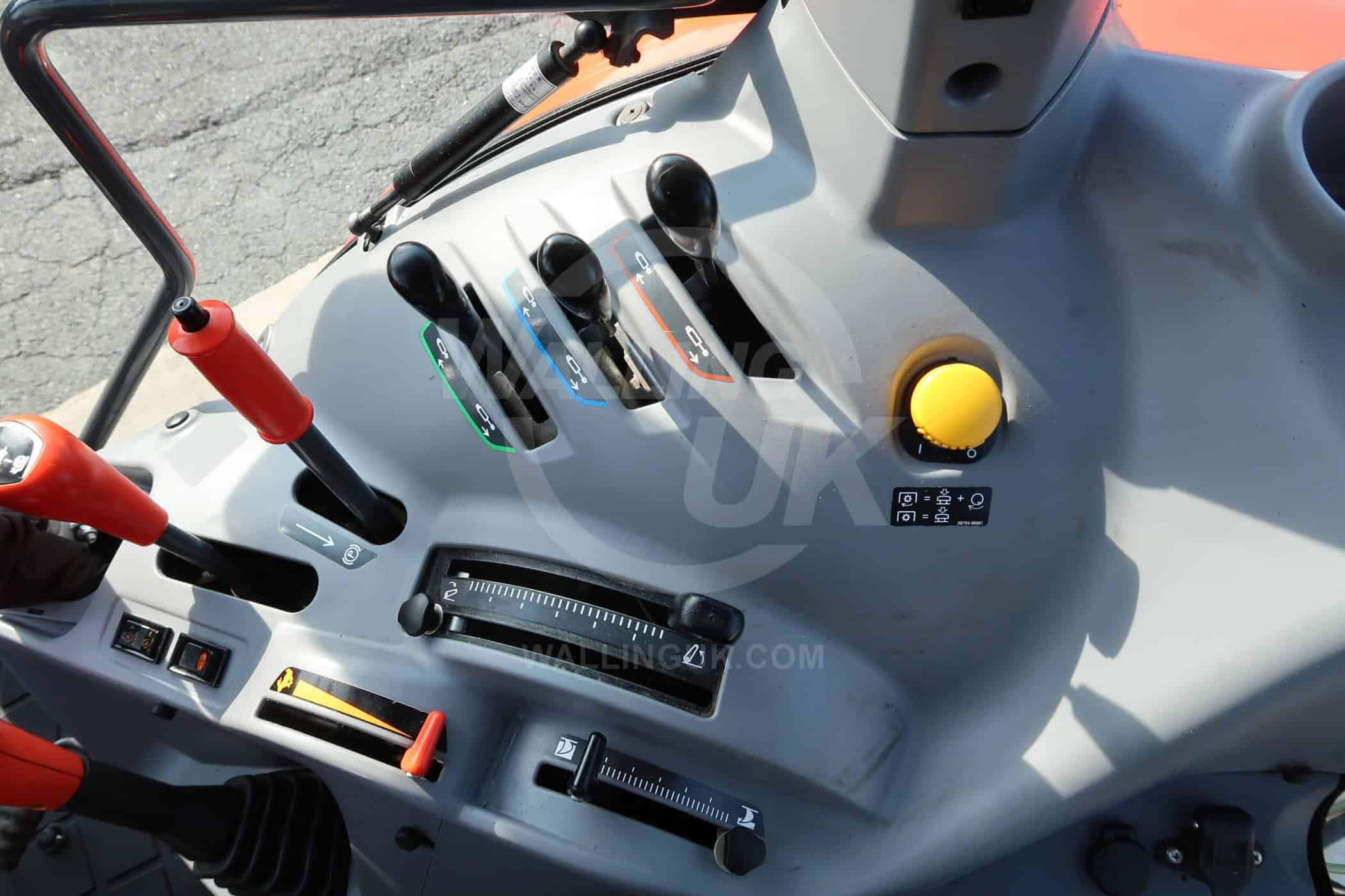 KUBOTA M5111 - Image 10