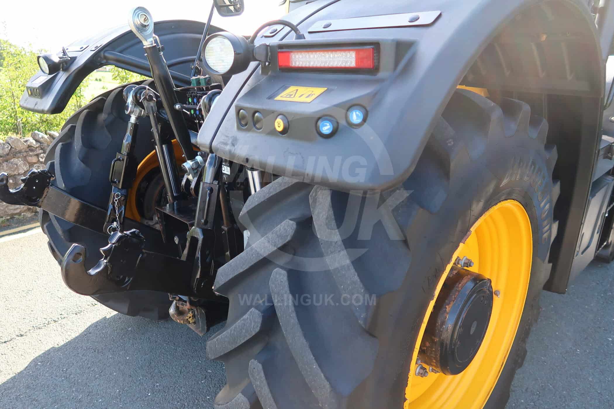 JCB FASTRAC 4220 - Image 24