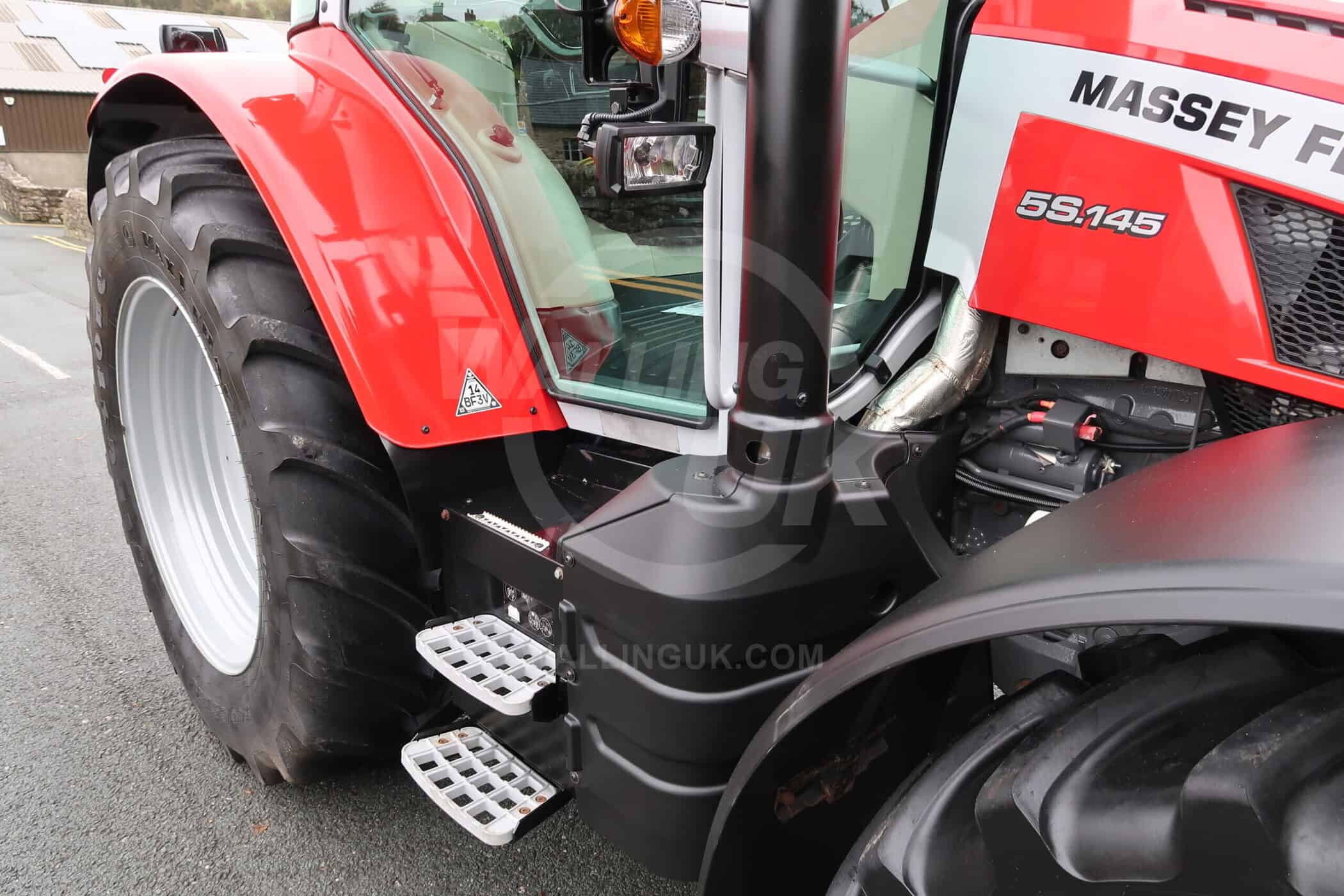 MASSEY FERGUSON 5S.145 - Image 26
