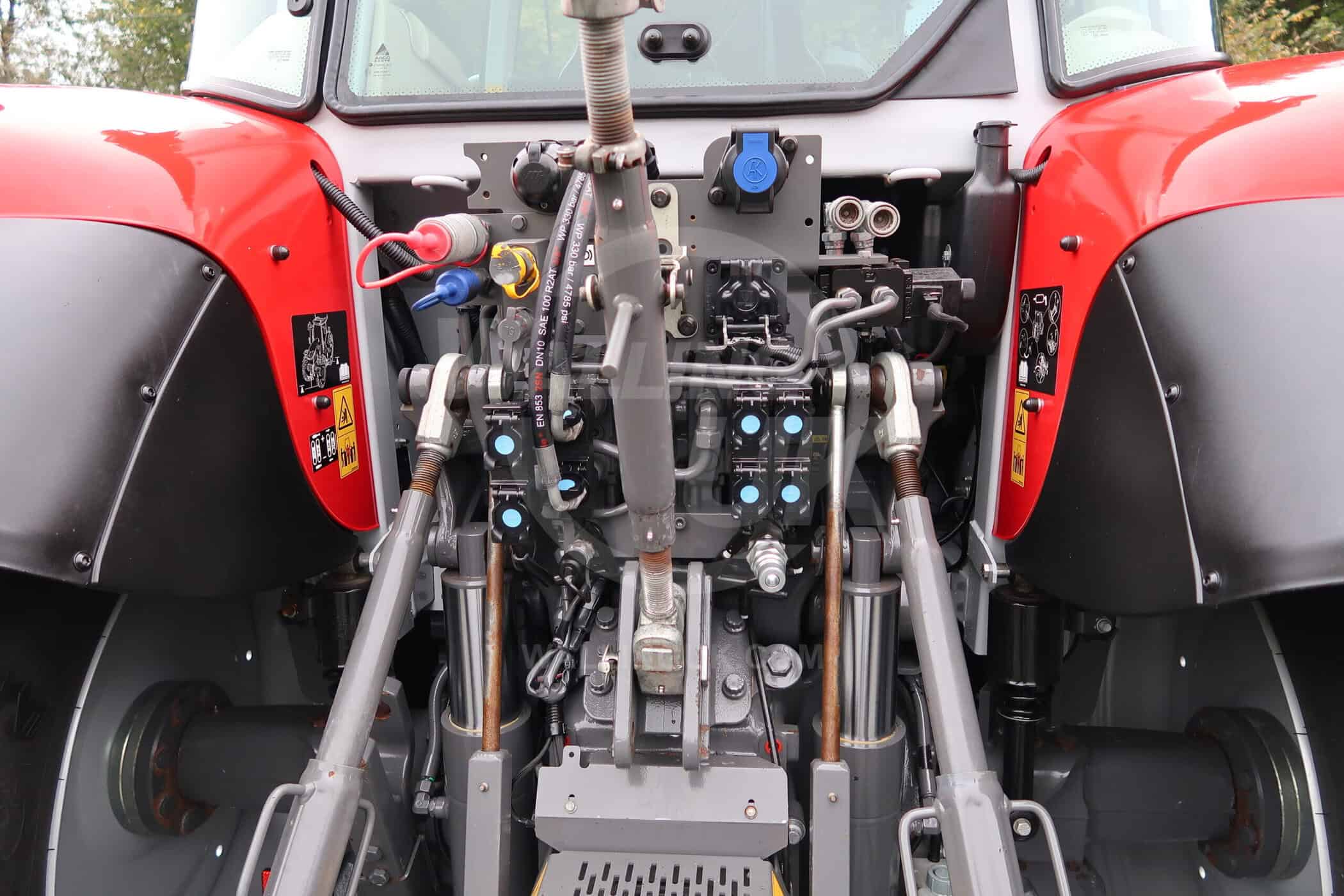 MASSEY FERGUSON 5S.145 - Image 21