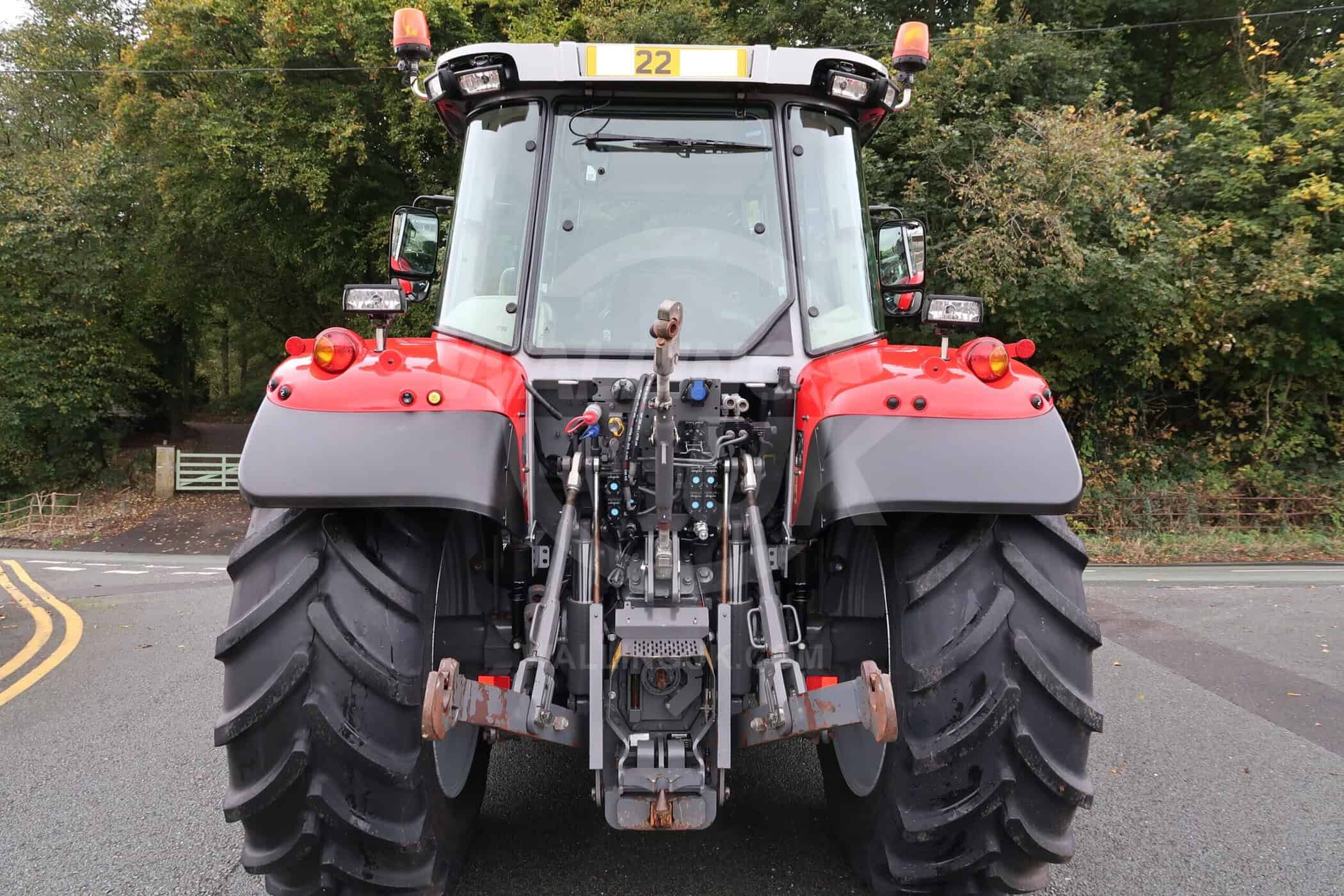 MASSEY FERGUSON 5S.145 - Image 3