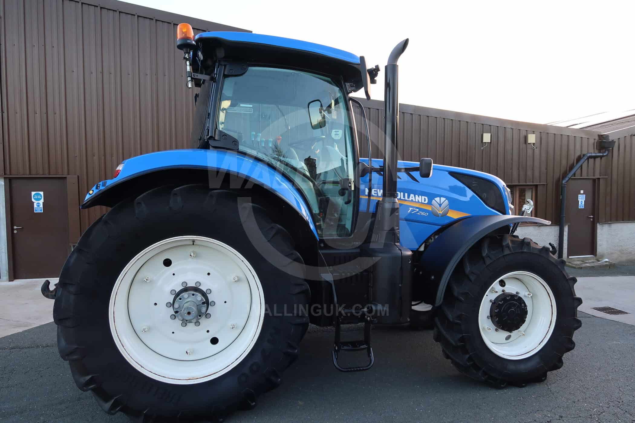 NEW HOLLAND T7.260 - Image 3