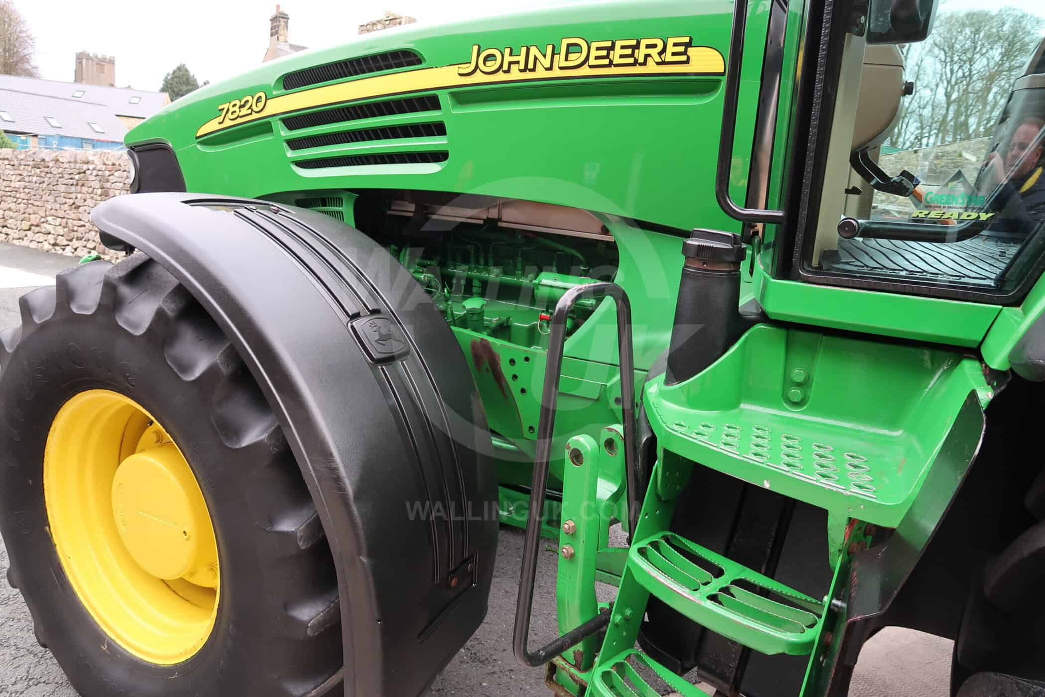 JOHN DEERE 7820 - Image 9