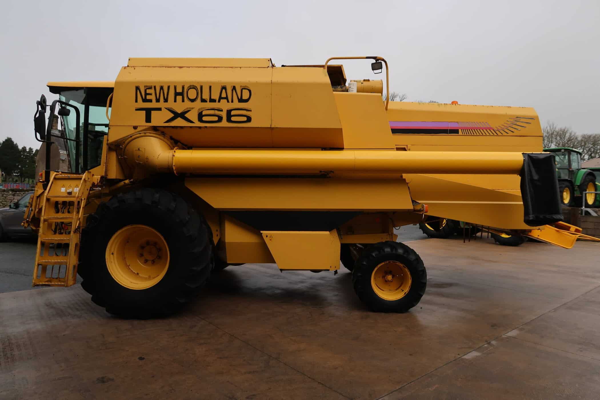 NEW HOLLAND TX 66 - Image 3