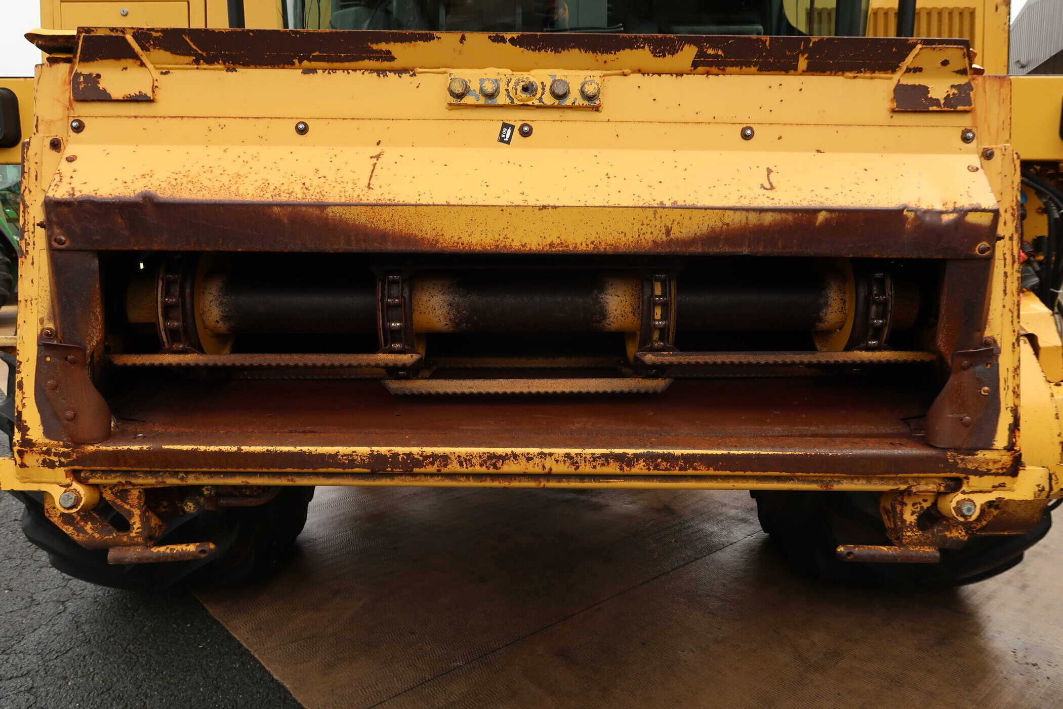 NEW HOLLAND TX 66 - Image 6