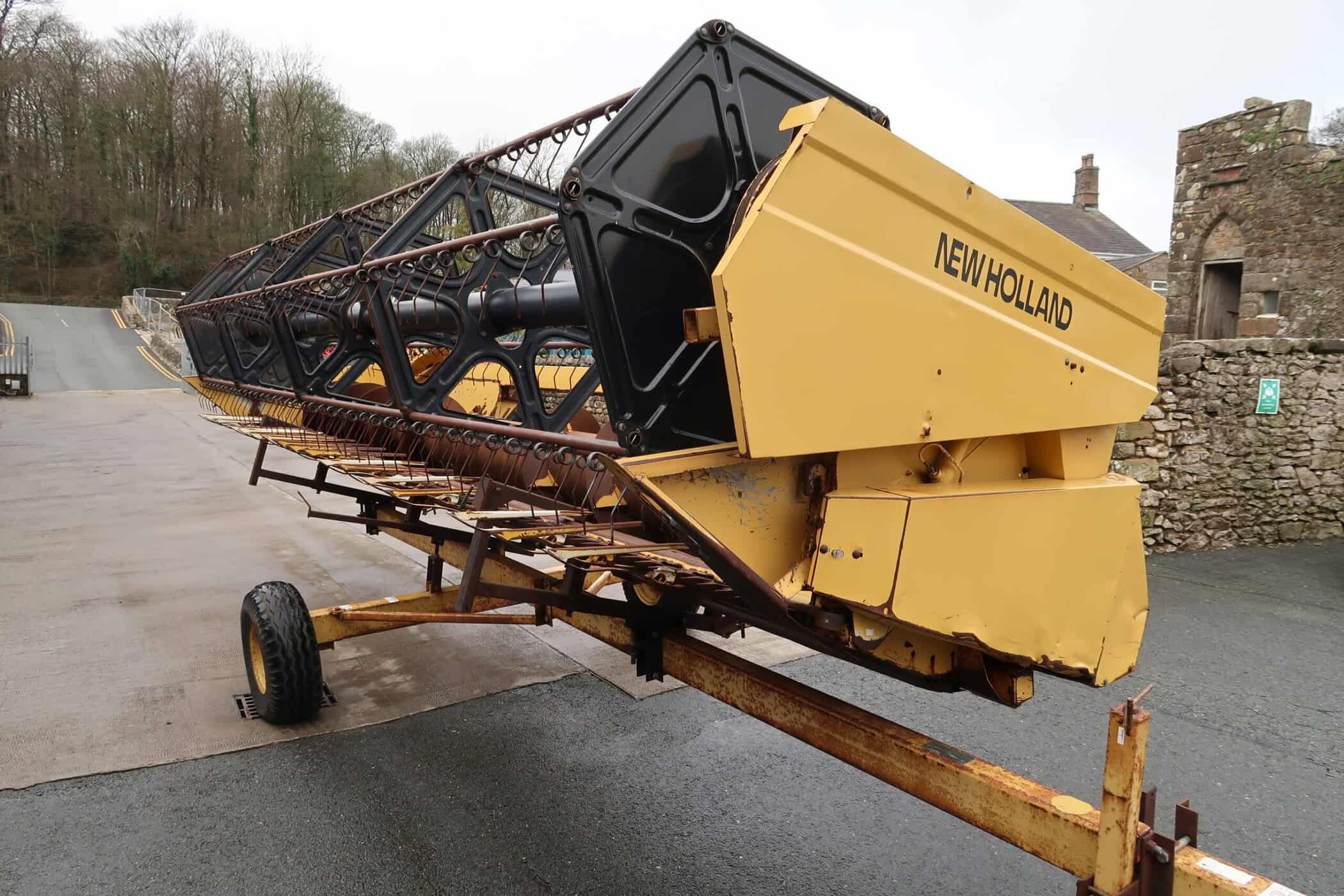 NEW HOLLAND TX 66 - Image 15