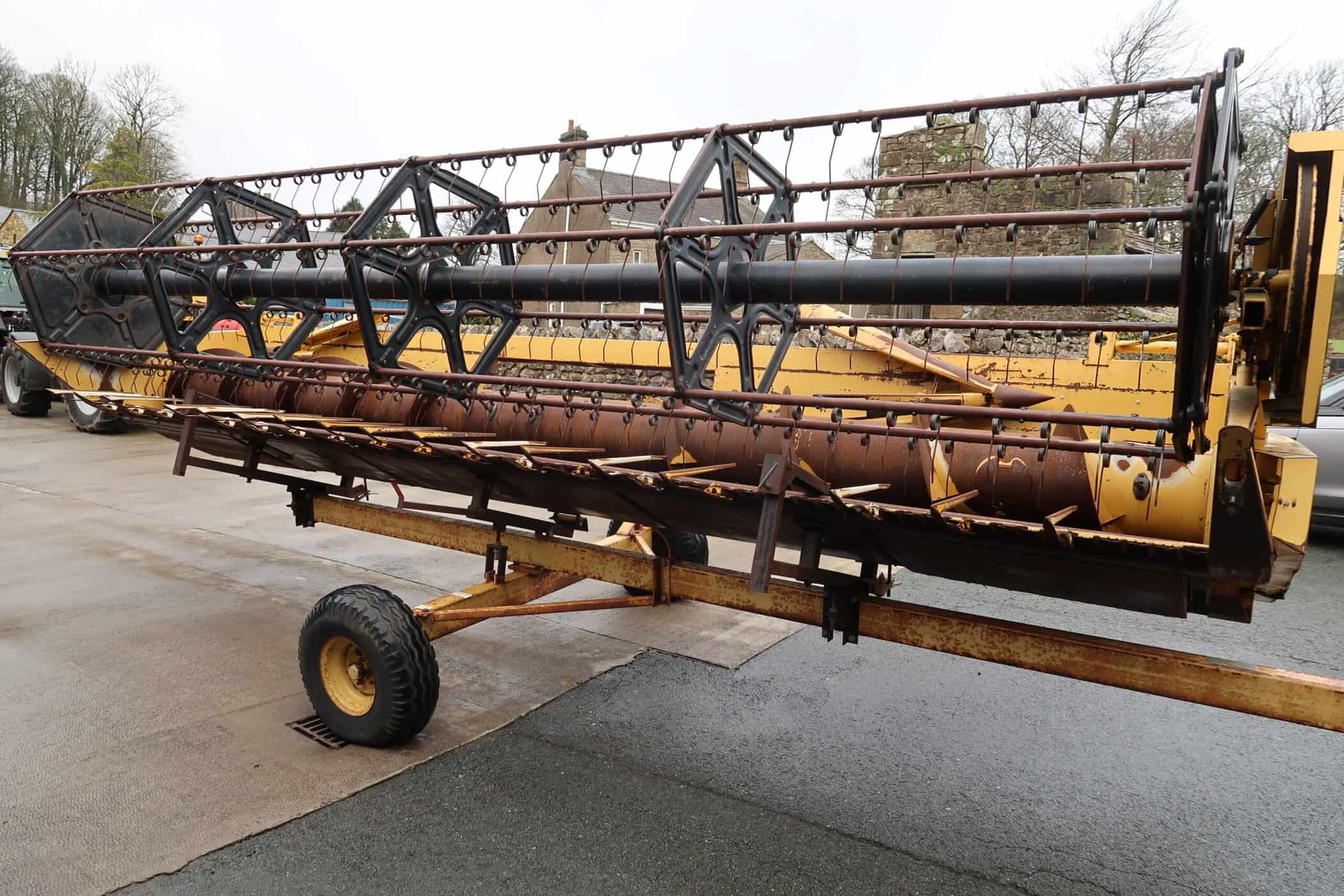 NEW HOLLAND TX 66 - Image 16