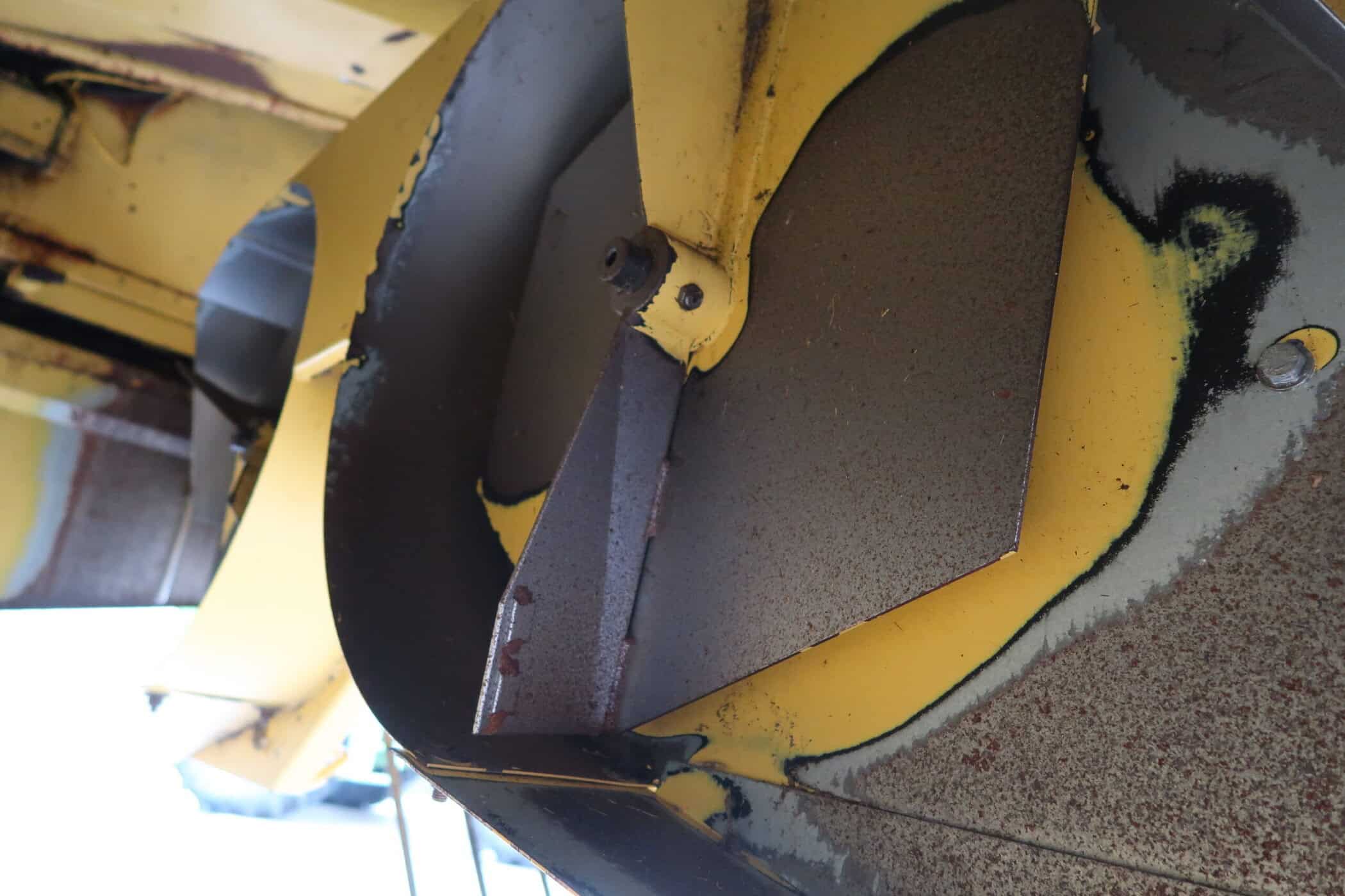 NEW HOLLAND TX 66 - Image 33