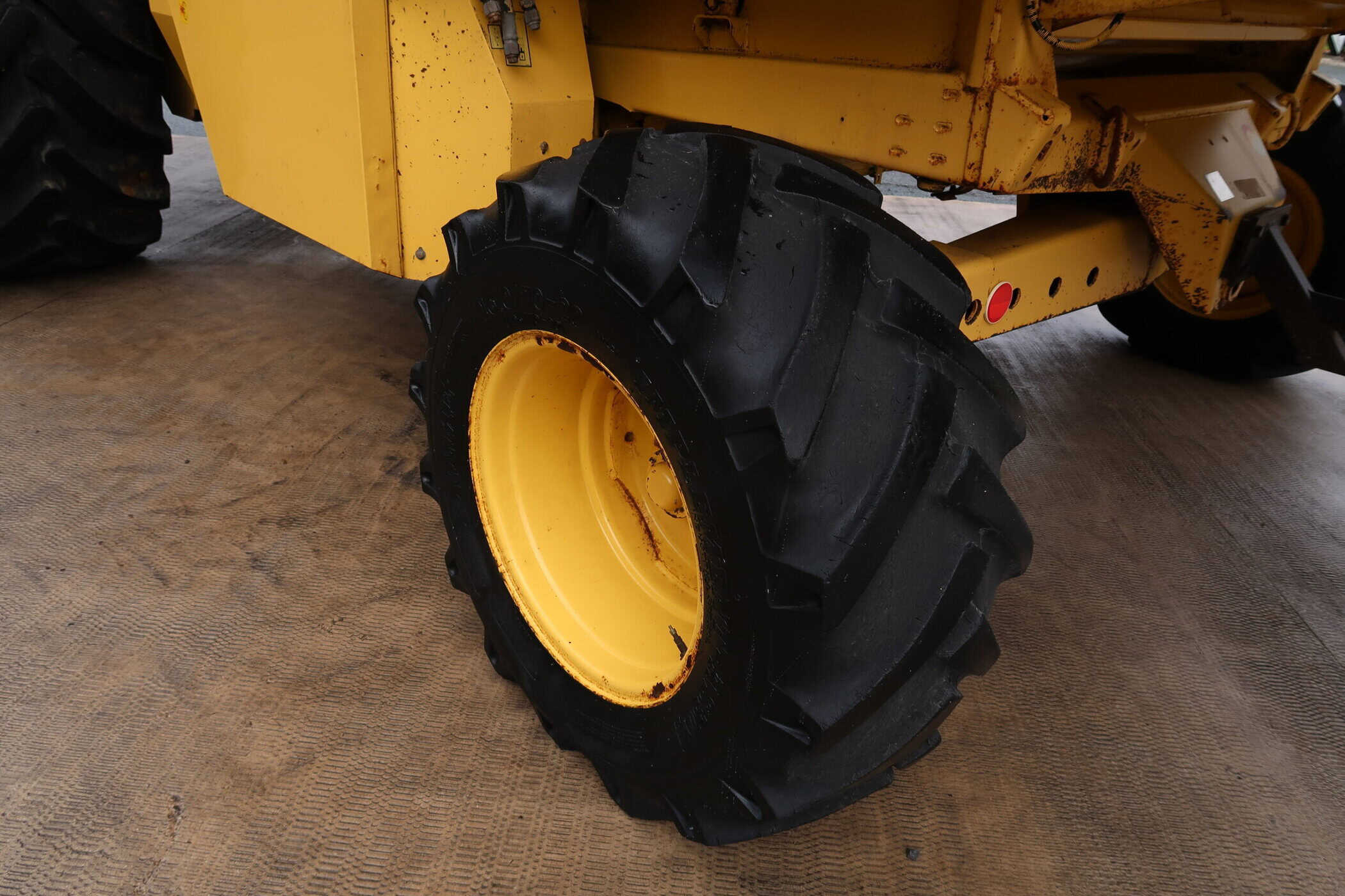 NEW HOLLAND TX 66 - Image 37