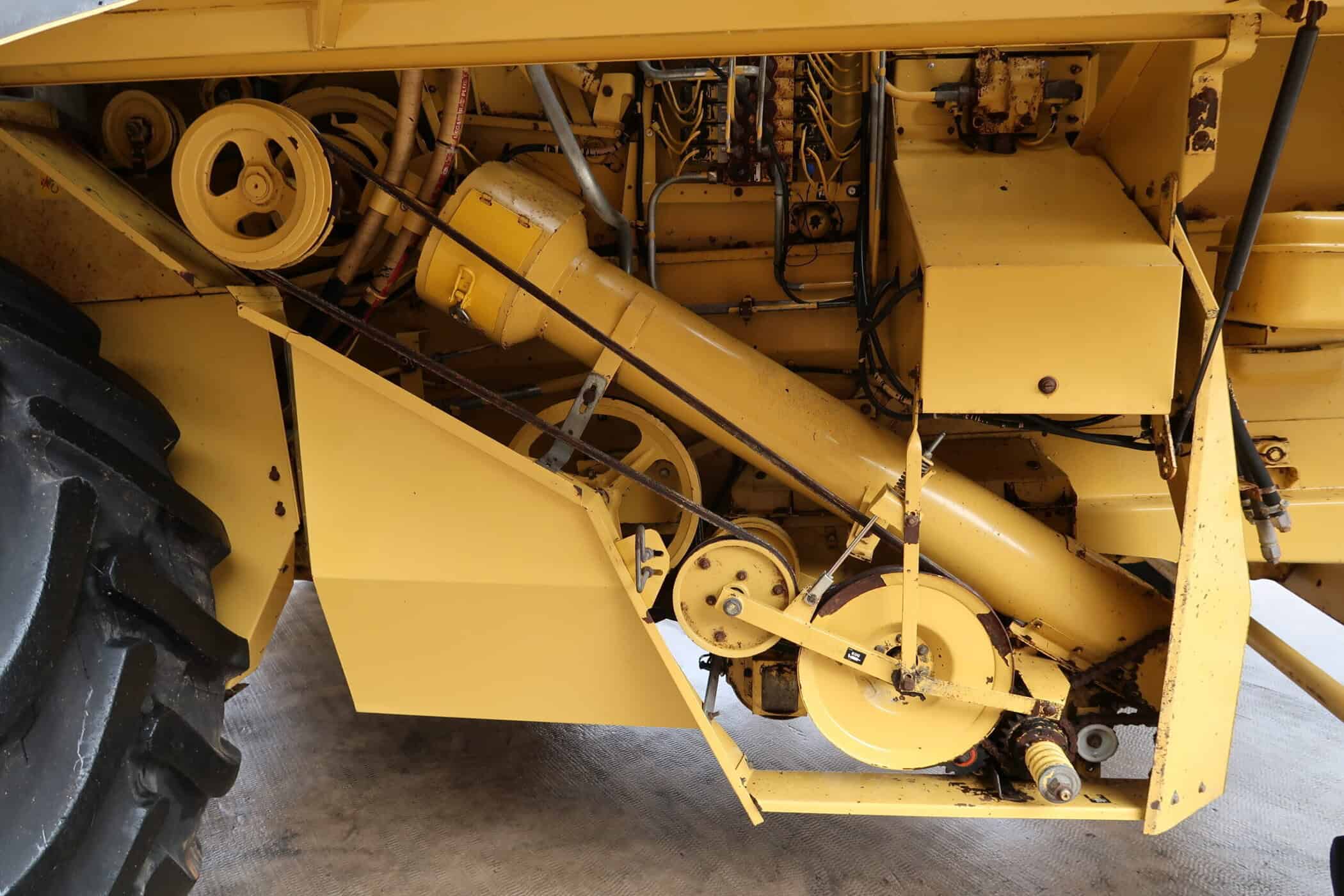 NEW HOLLAND TX 66 - Image 38