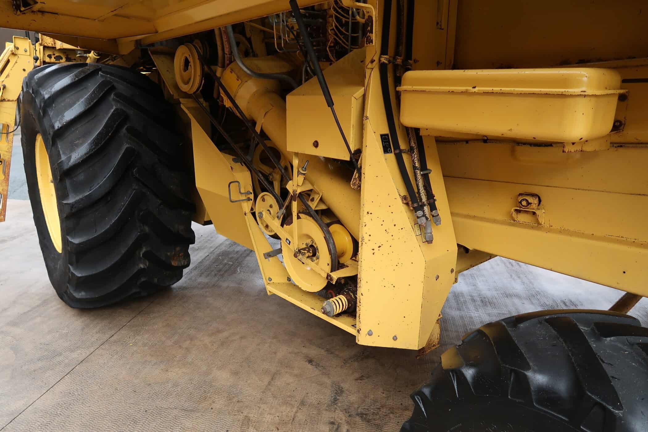 NEW HOLLAND TX 66 - Image 39