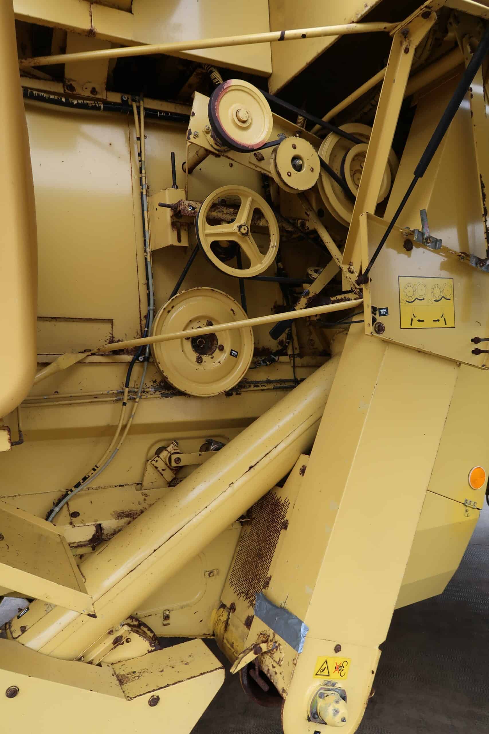 NEW HOLLAND TX 66 - Image 45