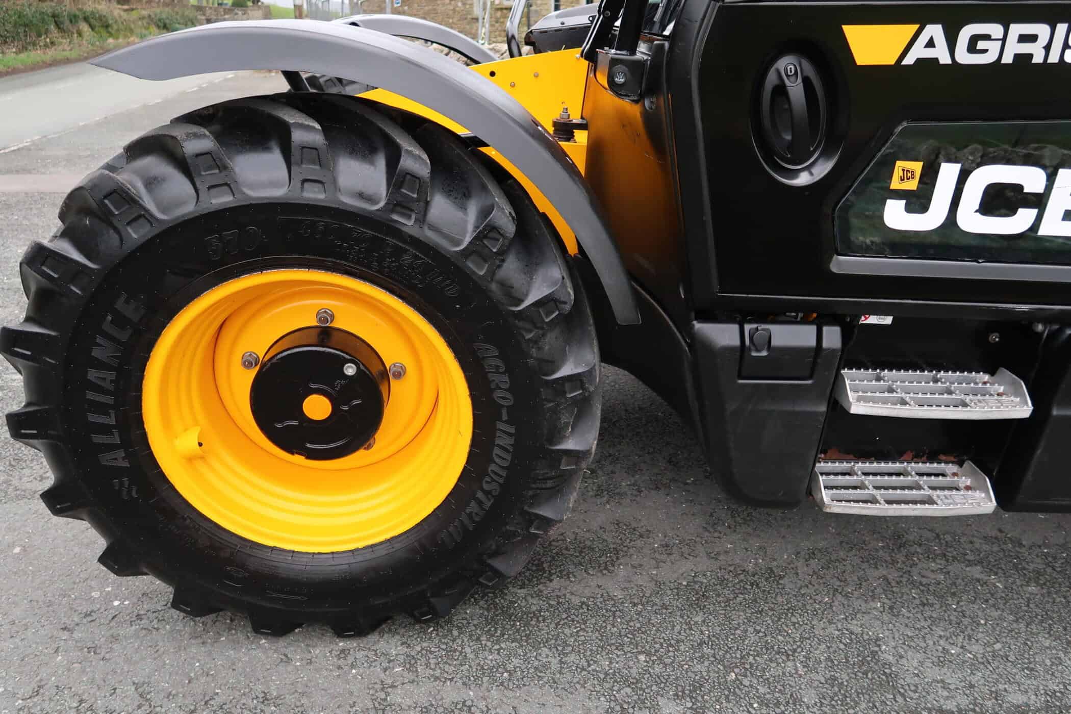 JCB 532-60 Agri Super - Image 9