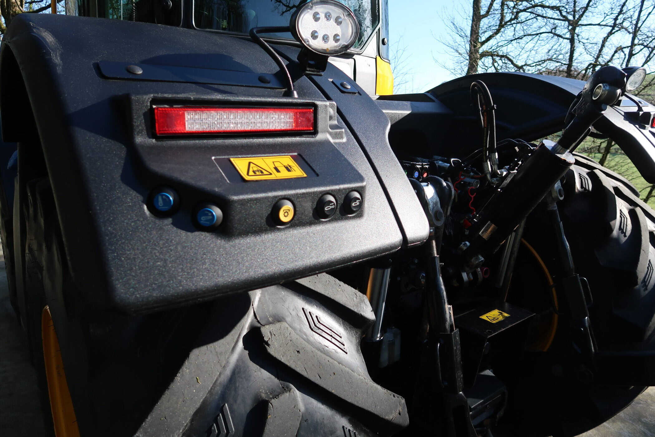 JCB FASTRAC 4220 ICON - Image 4