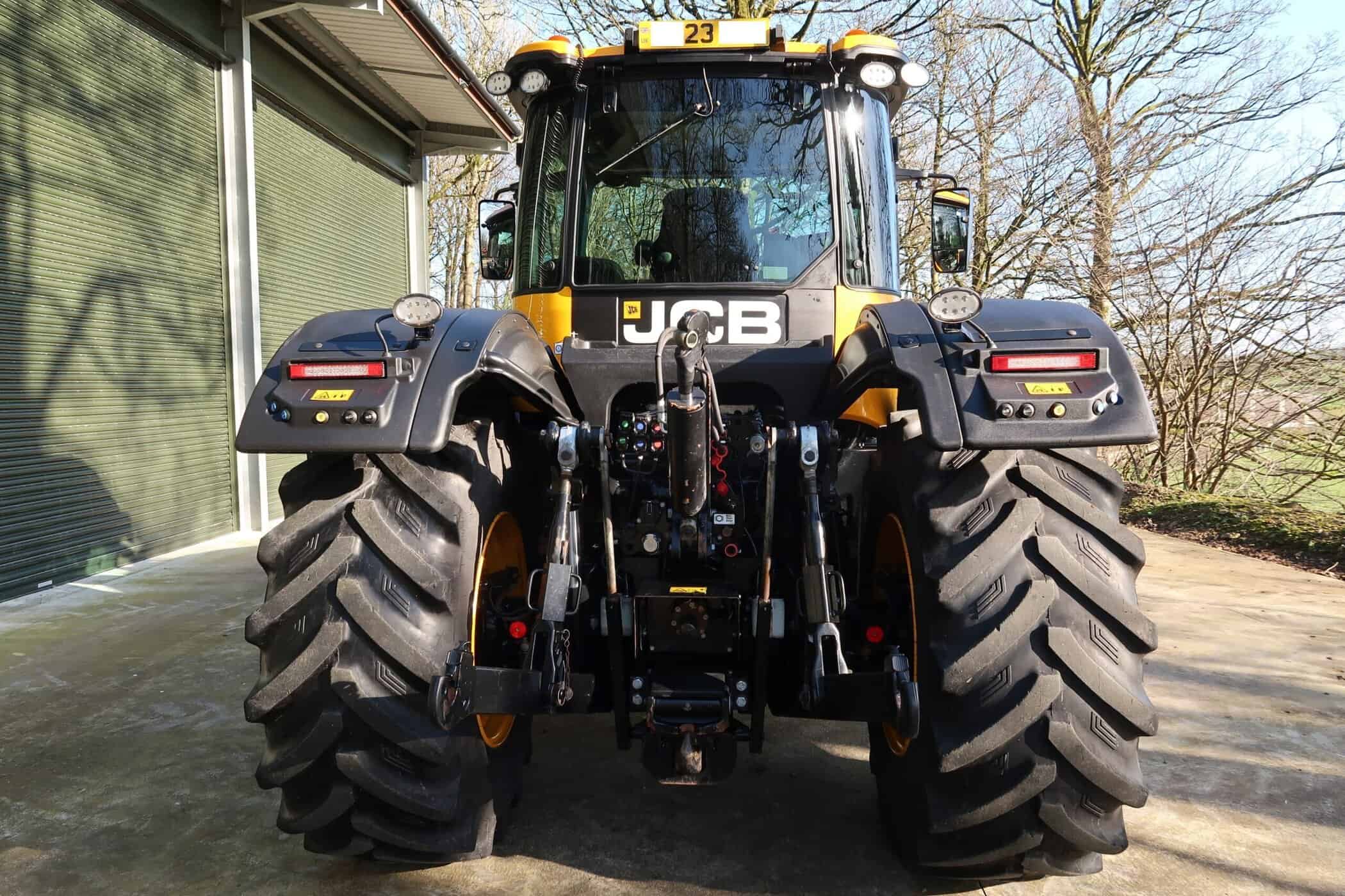 JCB FASTRAC 4220 ICON - Image 6