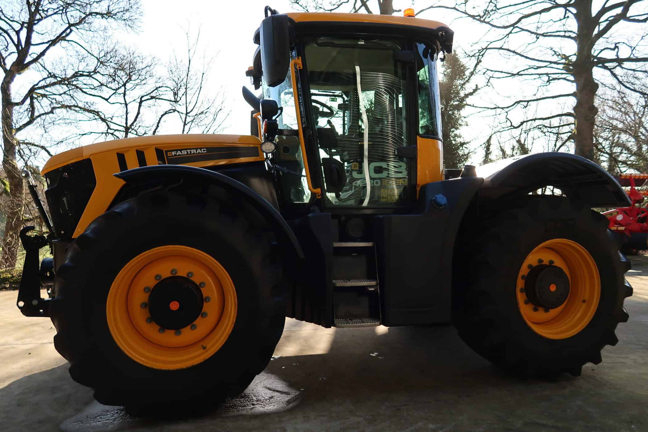 JCB FASTRAC 4220 ICON - Image 7