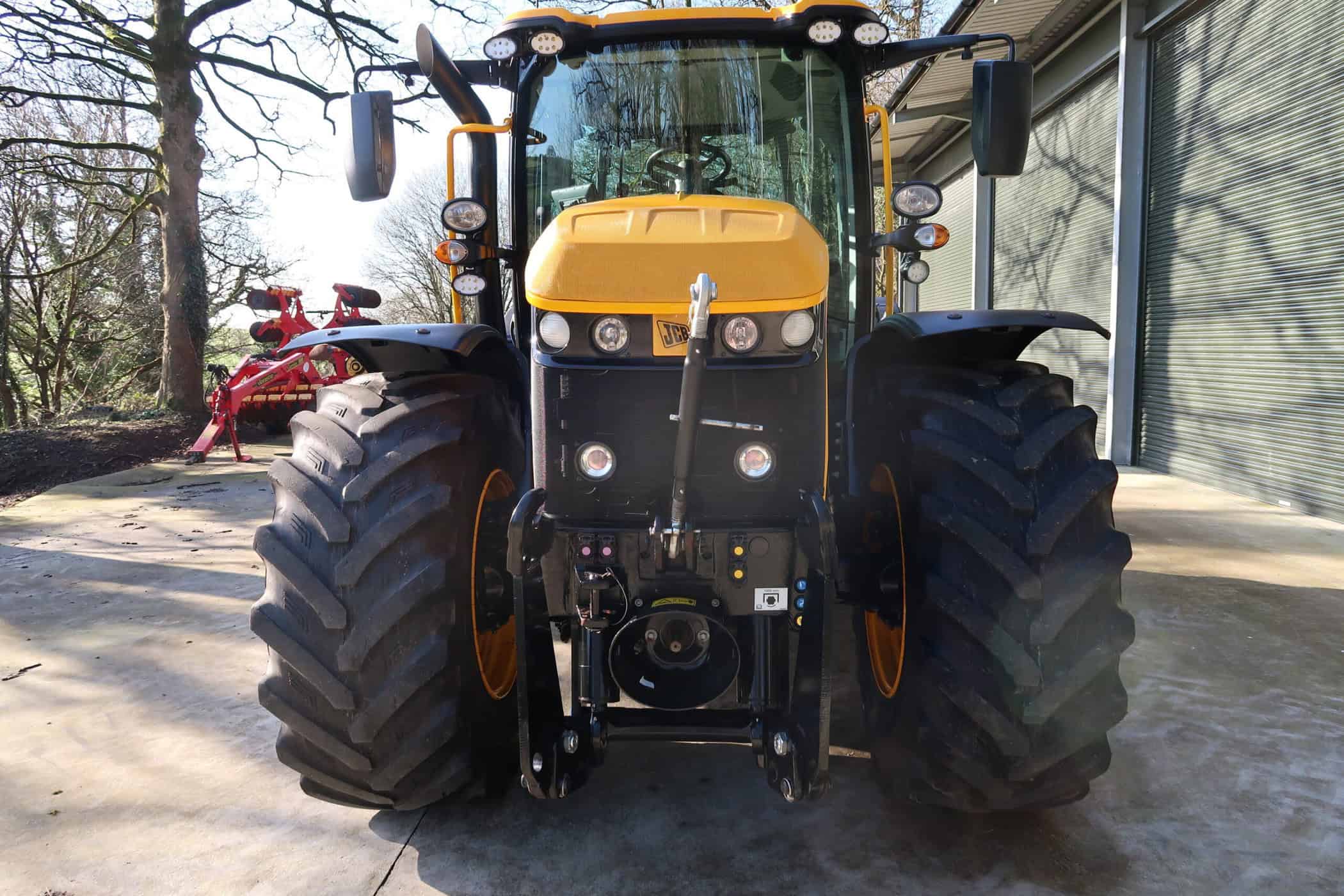 JCB FASTRAC 4220 ICON - Image 8