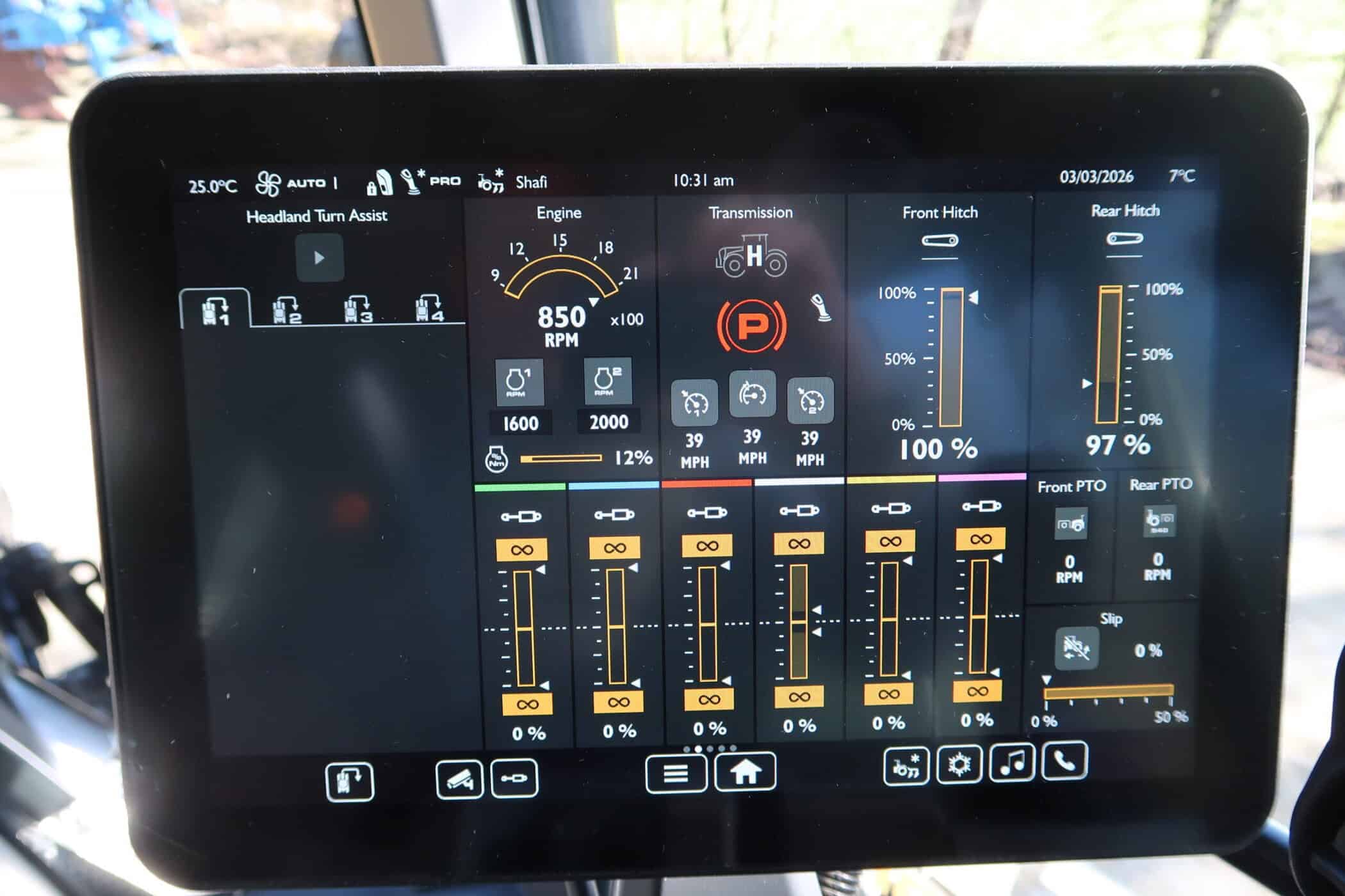 JCB FASTRAC 4220 ICON - Image 16