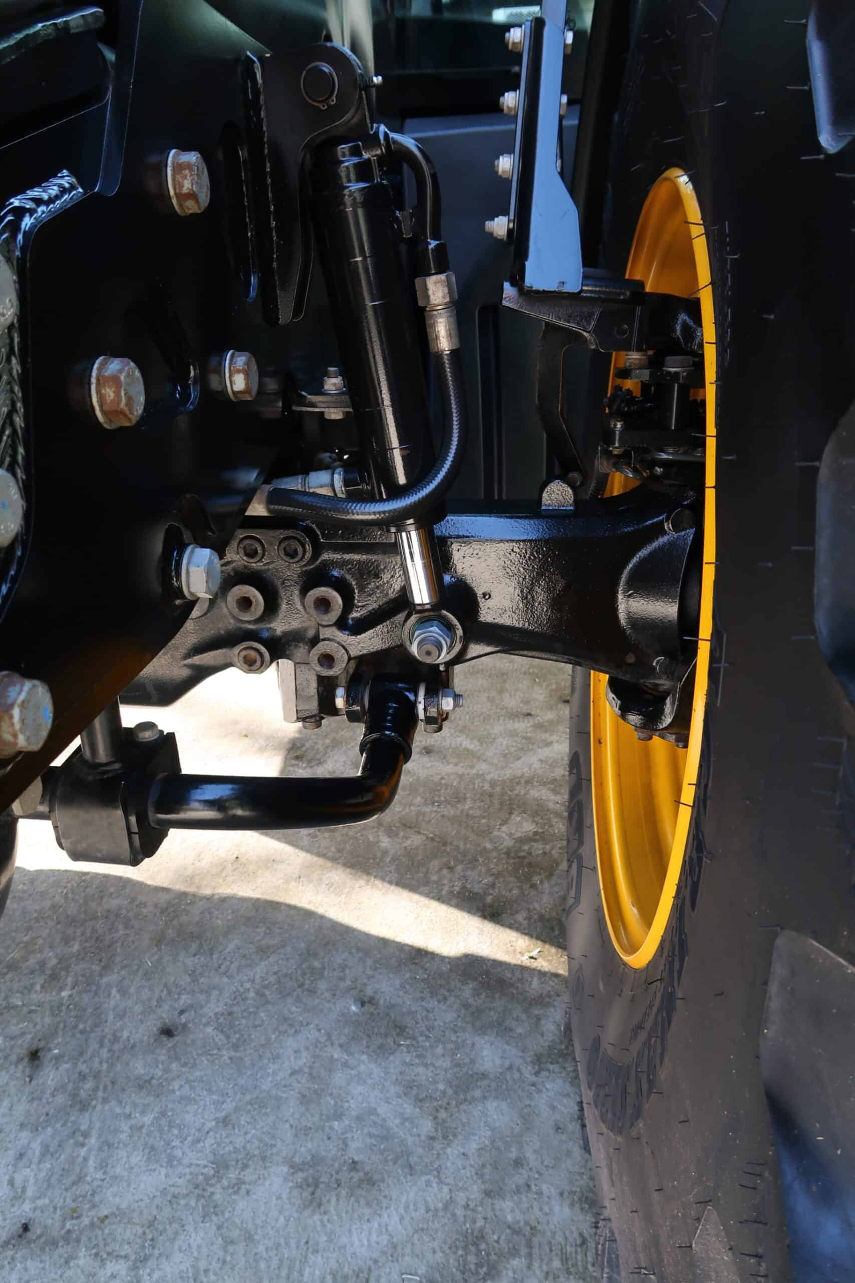 JCB FASTRAC 4220 ICON - Image 38