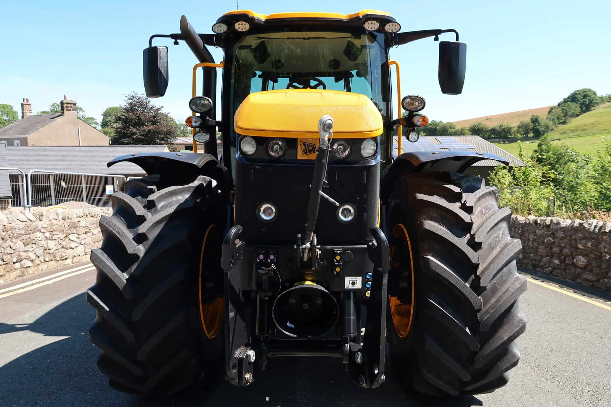 JCB FASTRAC 4220 ICON - Image 5