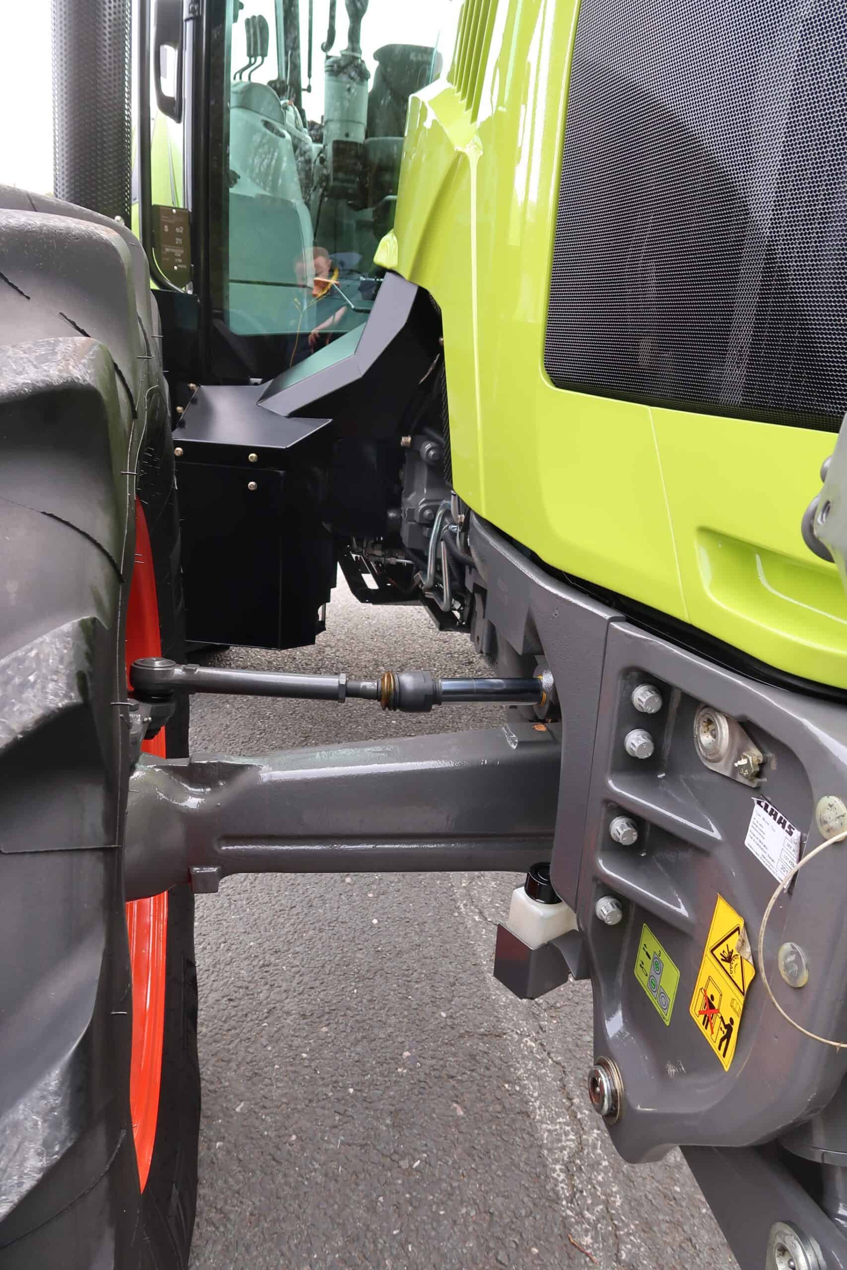 CLAAS ARION 430 - Image 10