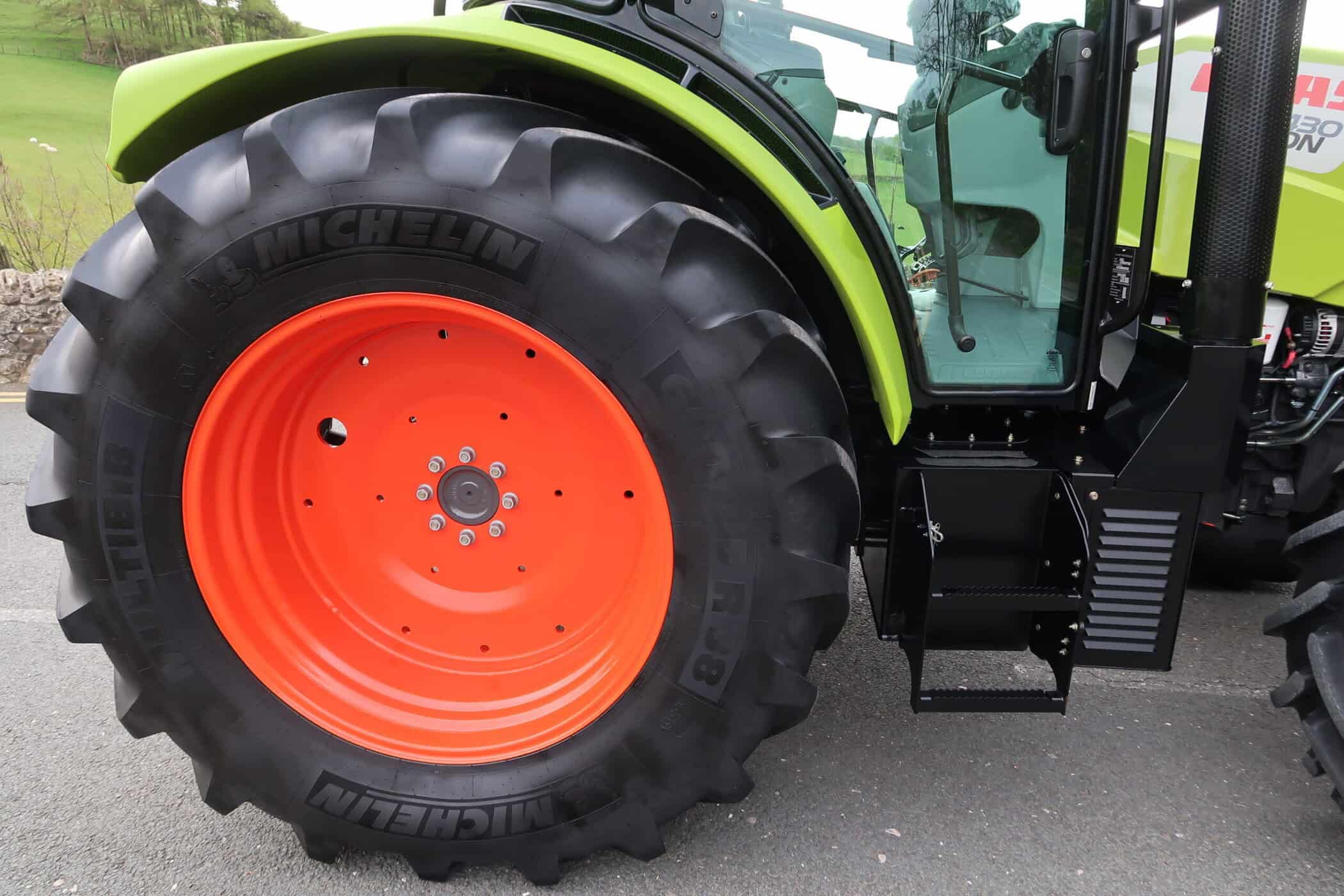 CLAAS ARION 430 - Image 29