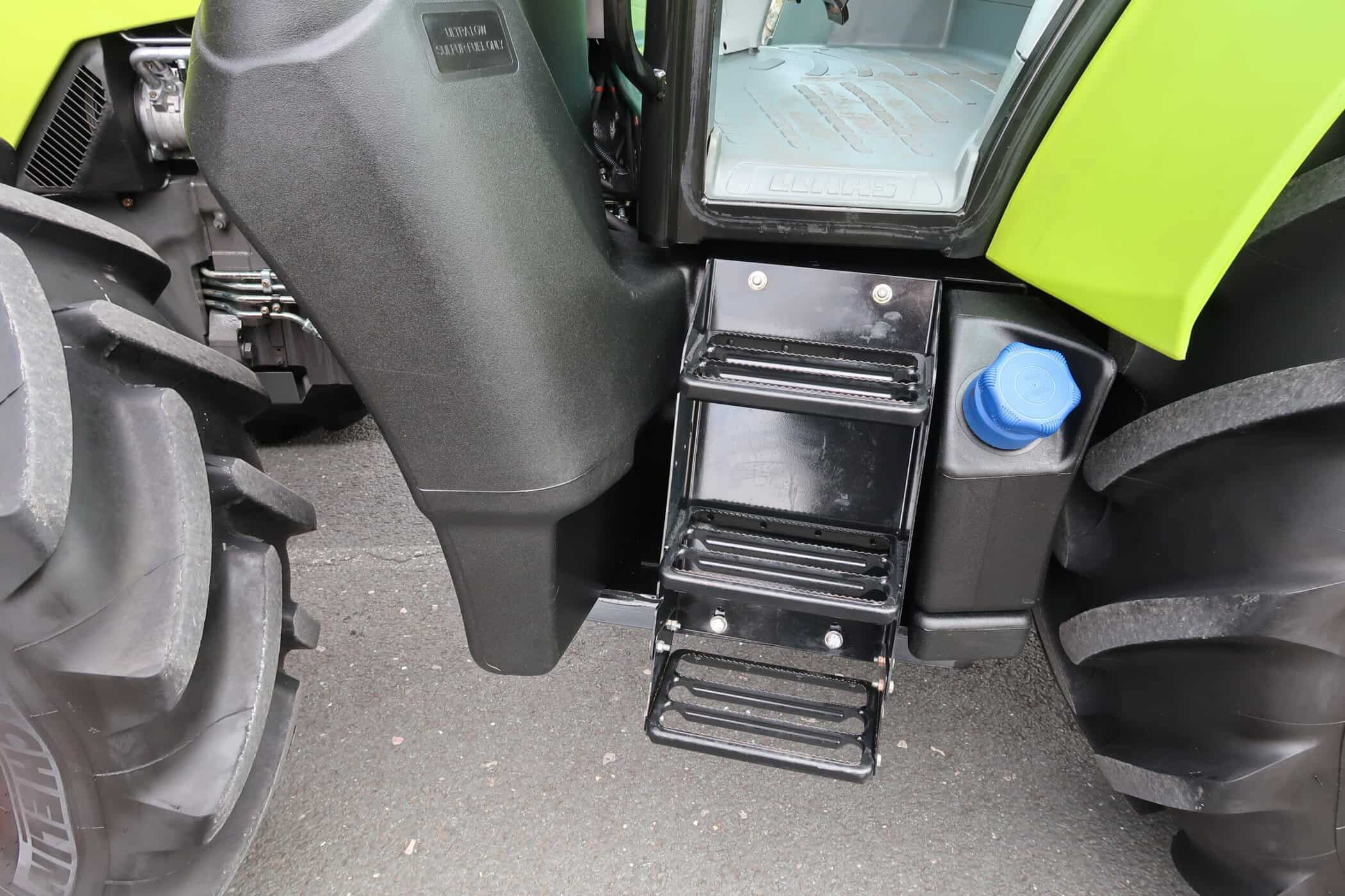 CLAAS ARION 430 - Image 33