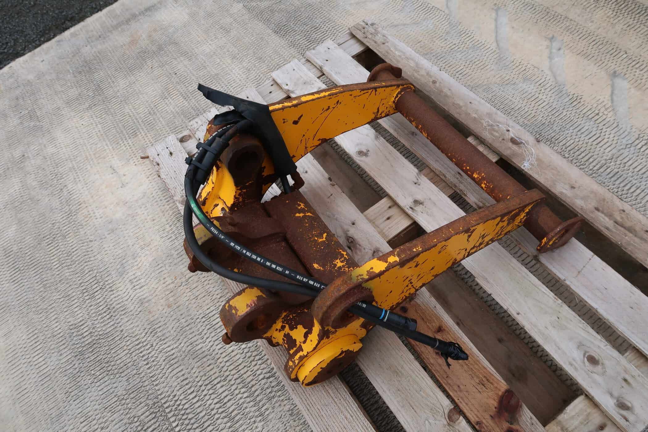 JCB TOOL CARRIER