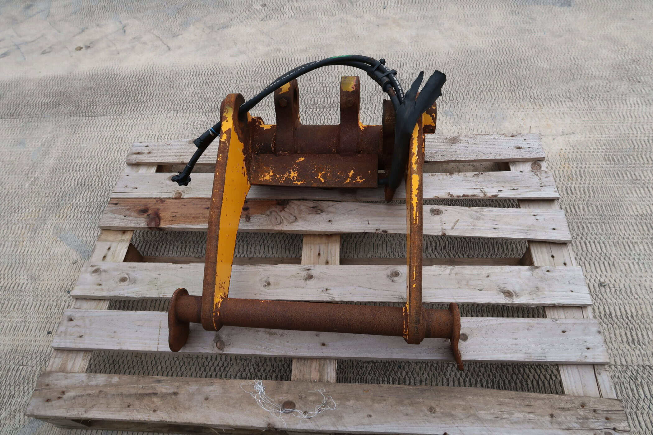 JCB TOOL CARRIER - Image 3