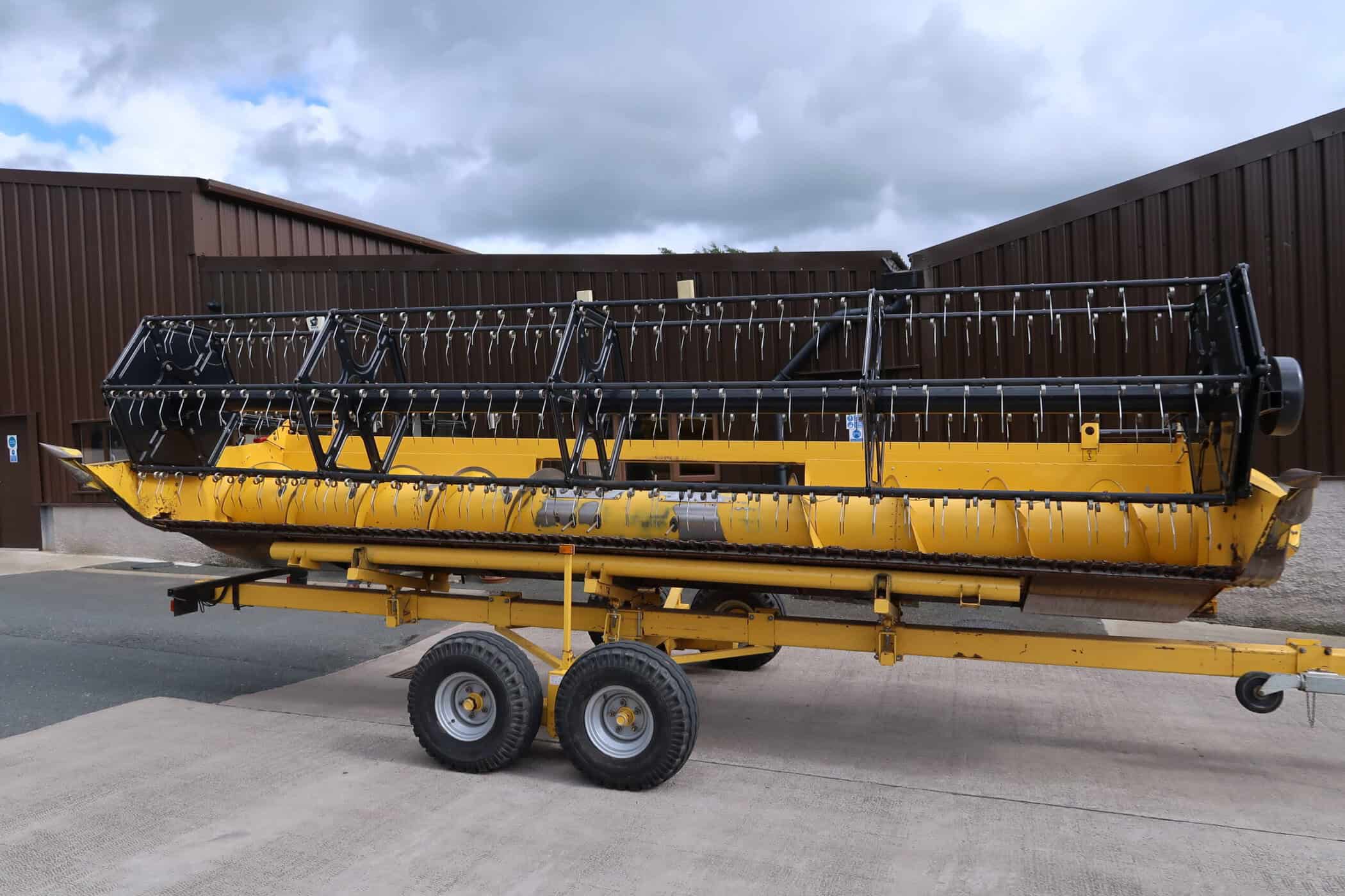 NEW HOLLAND CSX 7080 - Image 20