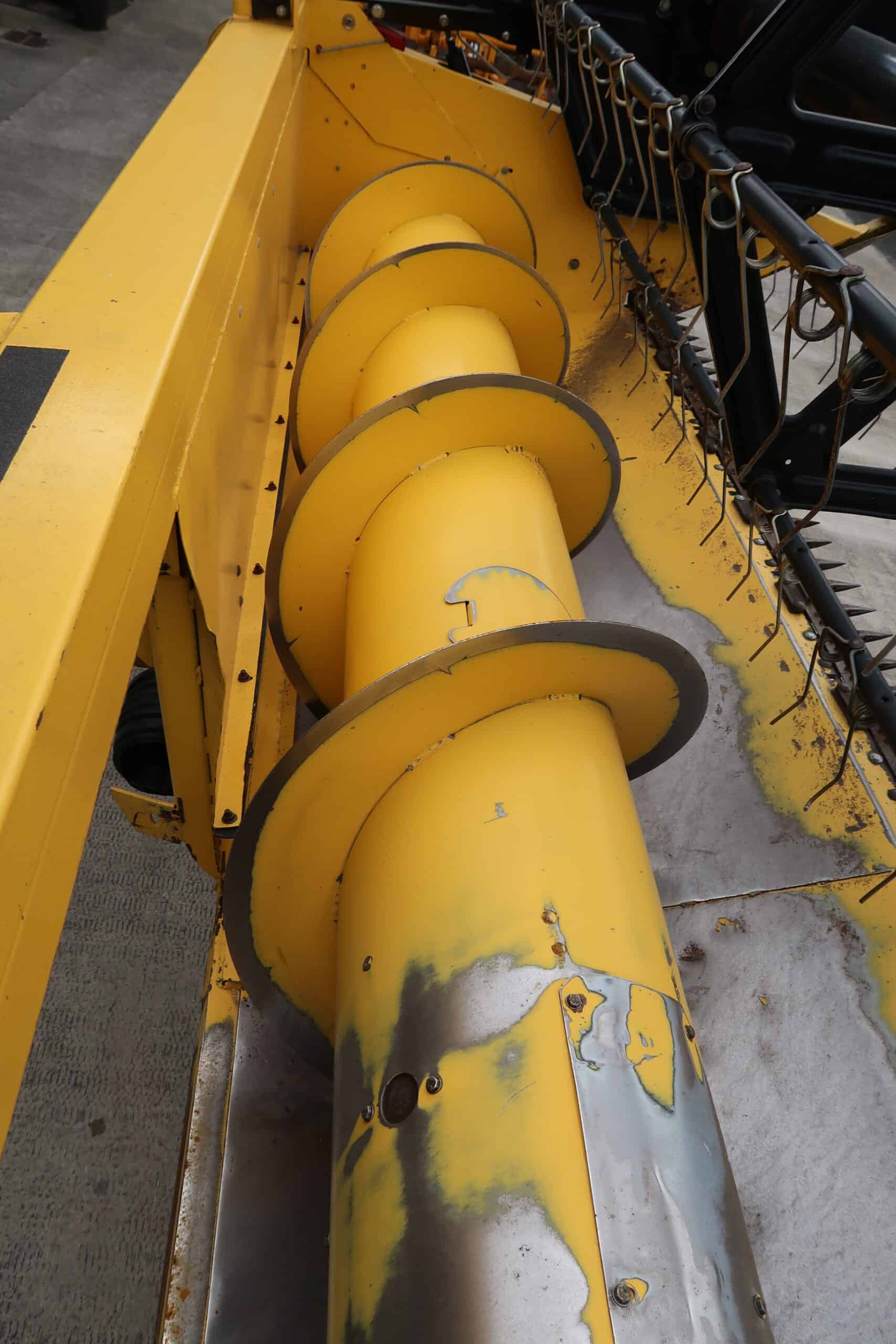 NEW HOLLAND CSX 7080 - Image 33