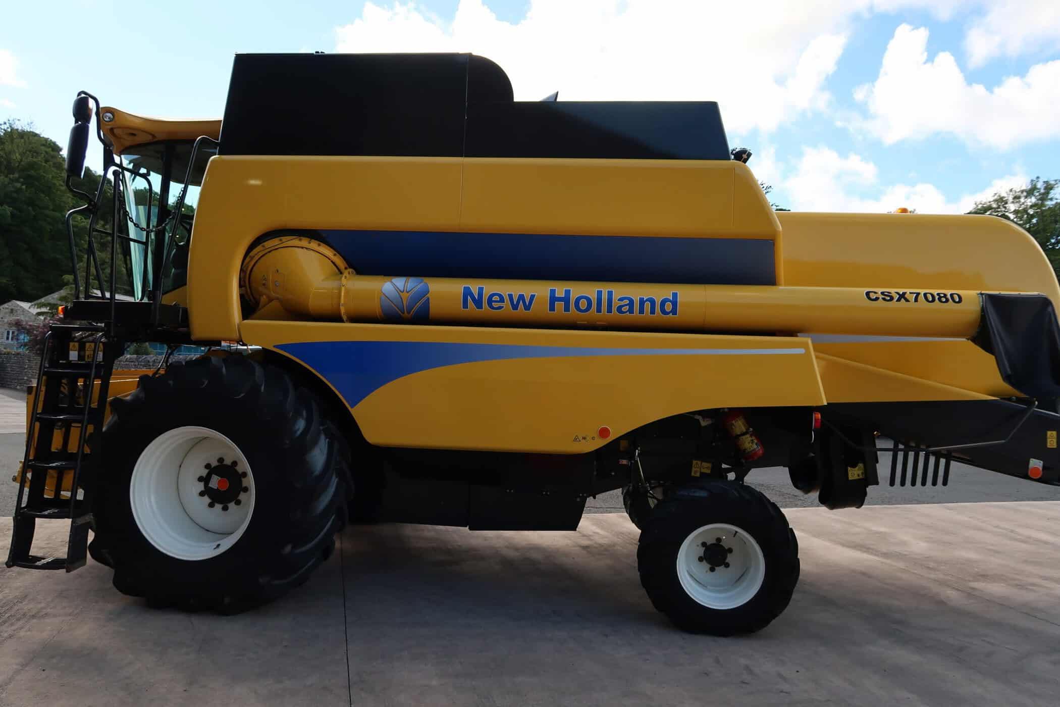 NEW HOLLAND CSX 7080 - Image 7