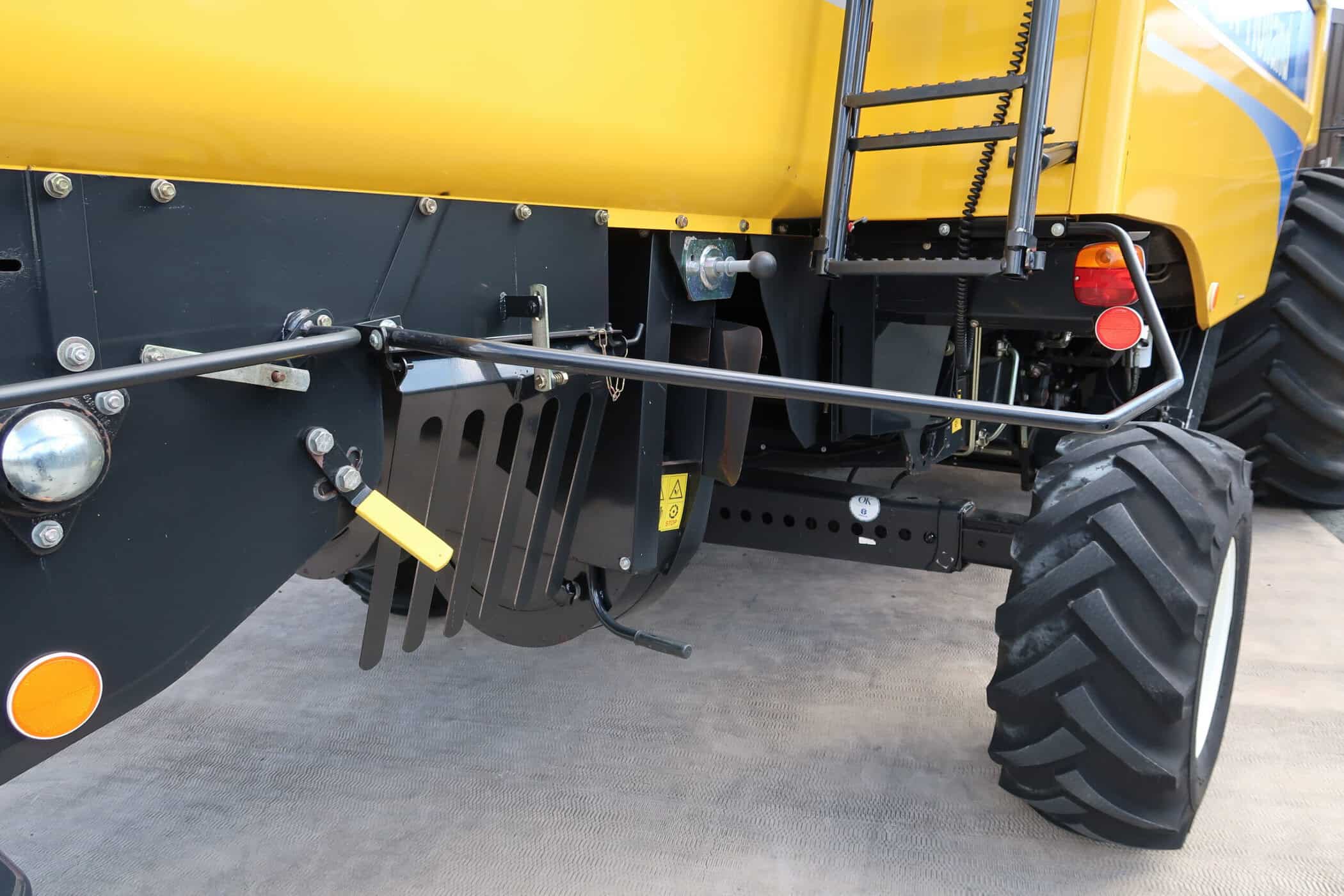 NEW HOLLAND CSX 7080 - Image 50