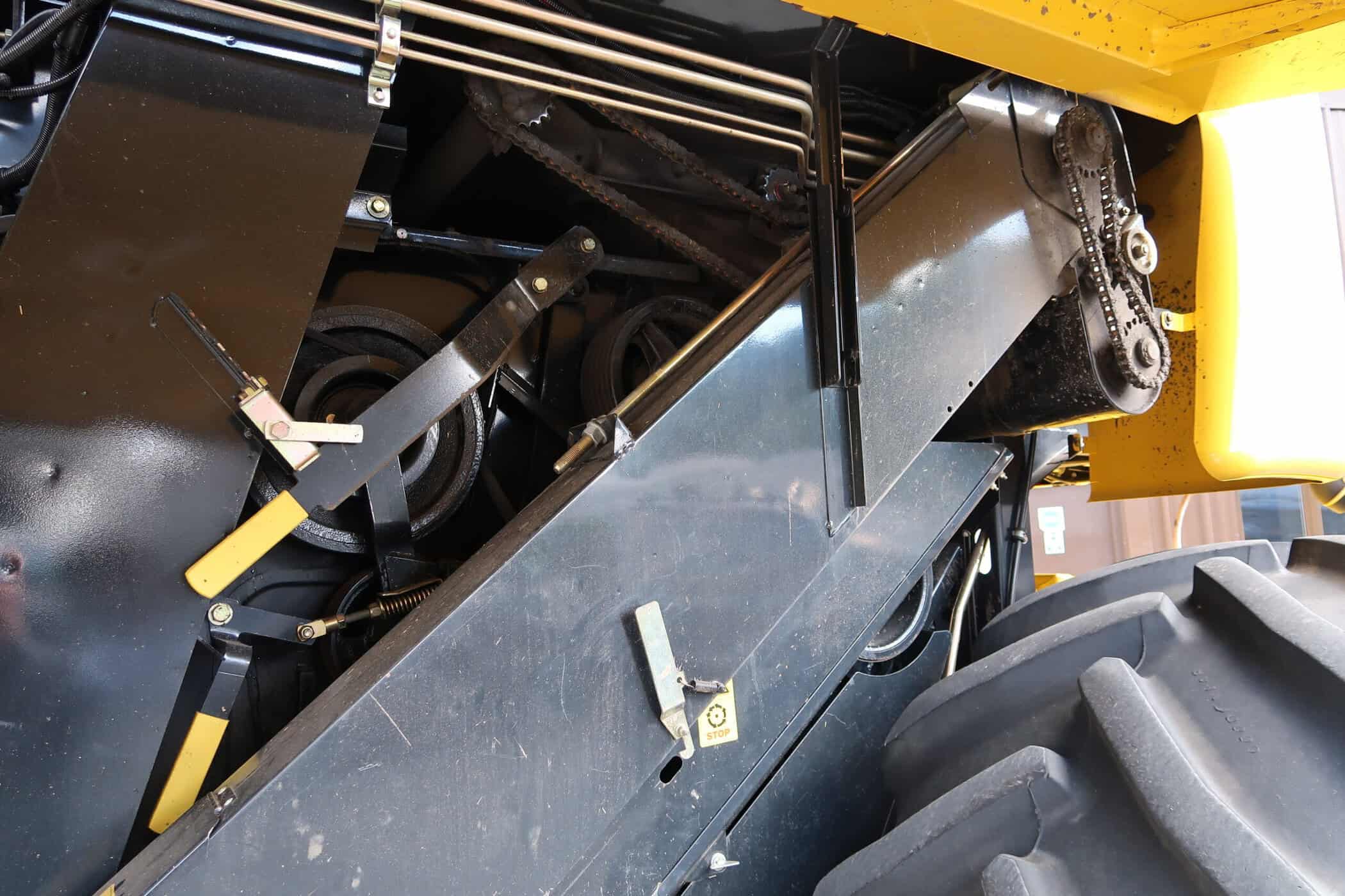 NEW HOLLAND CSX 7080 - Image 52