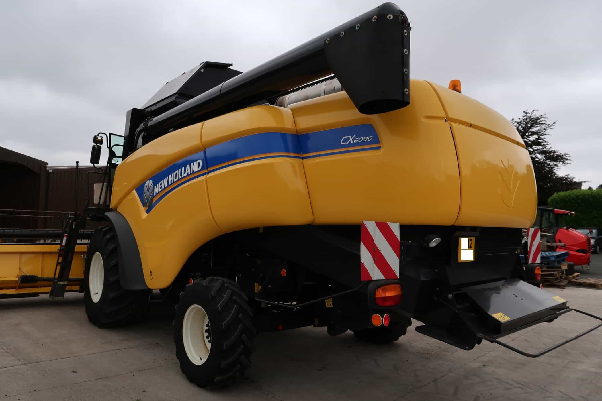 NEW HOLLAND CX 6090 - Image 3