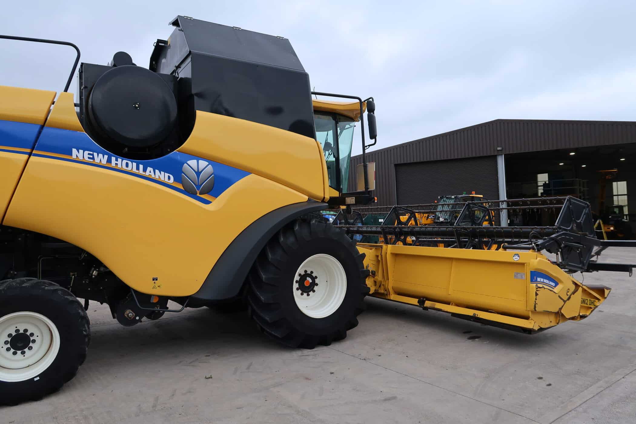 NEW HOLLAND CX 6090 - Image 4