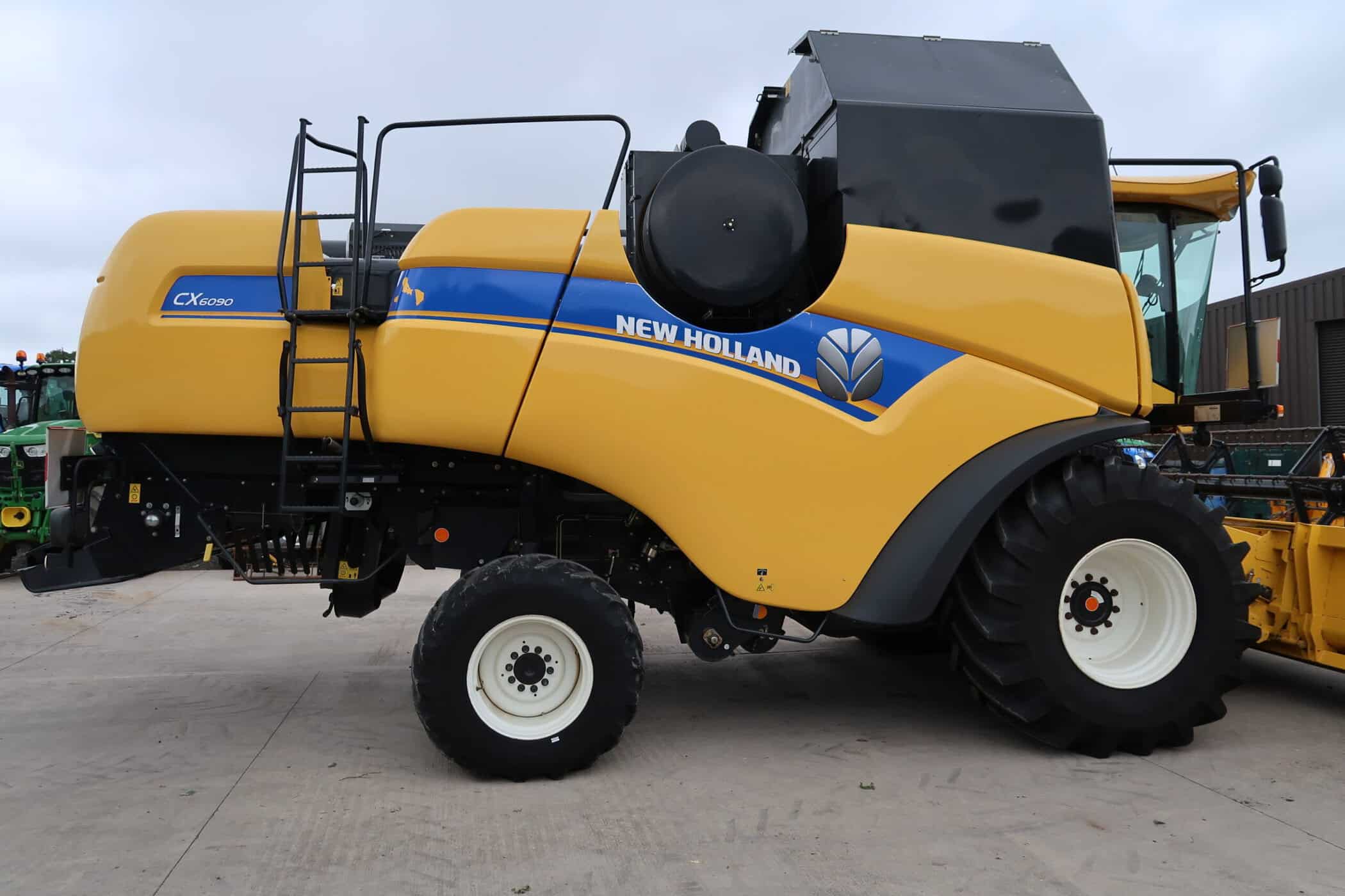 NEW HOLLAND CX 6090 - Image 5