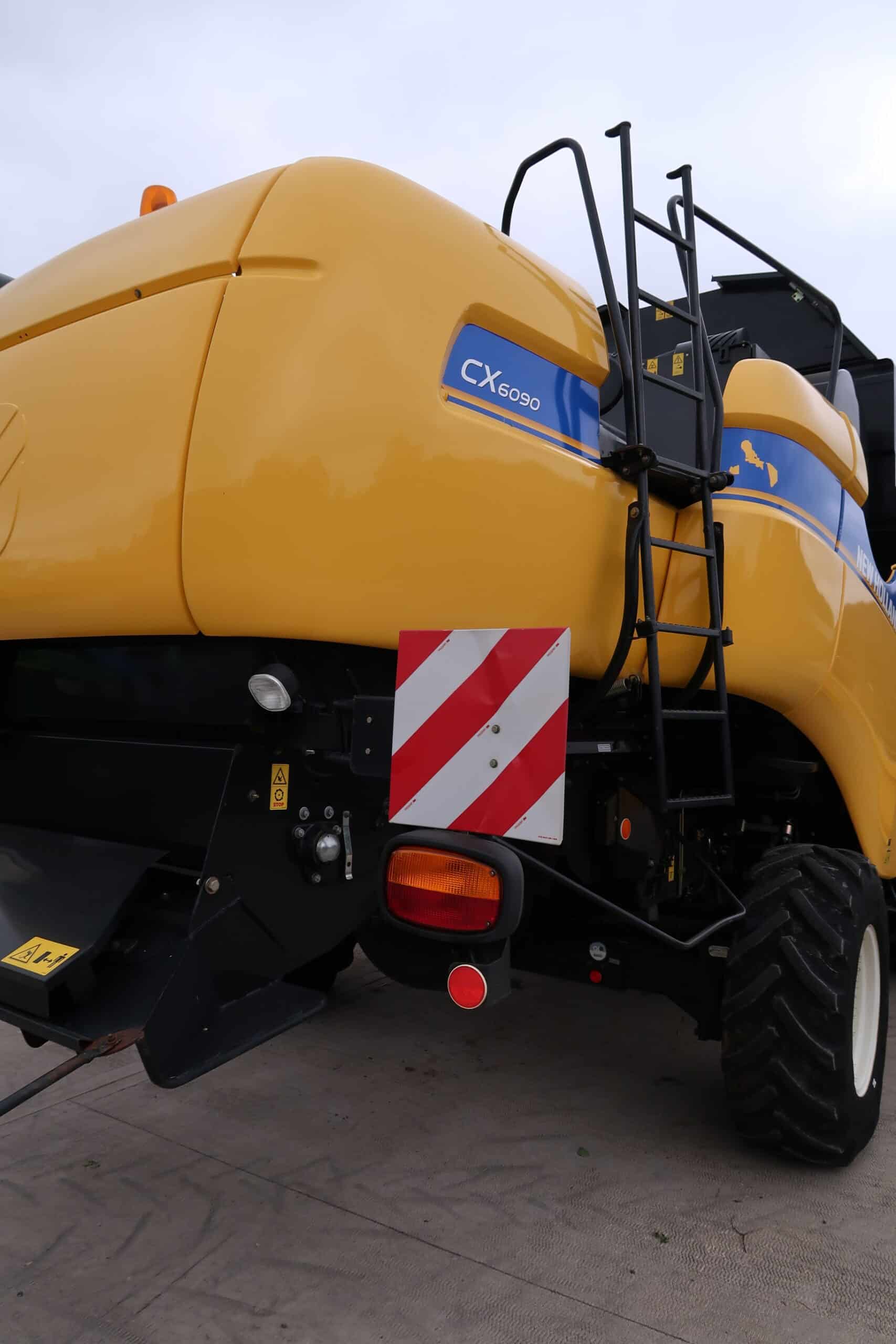 NEW HOLLAND CX 6090 - Image 23
