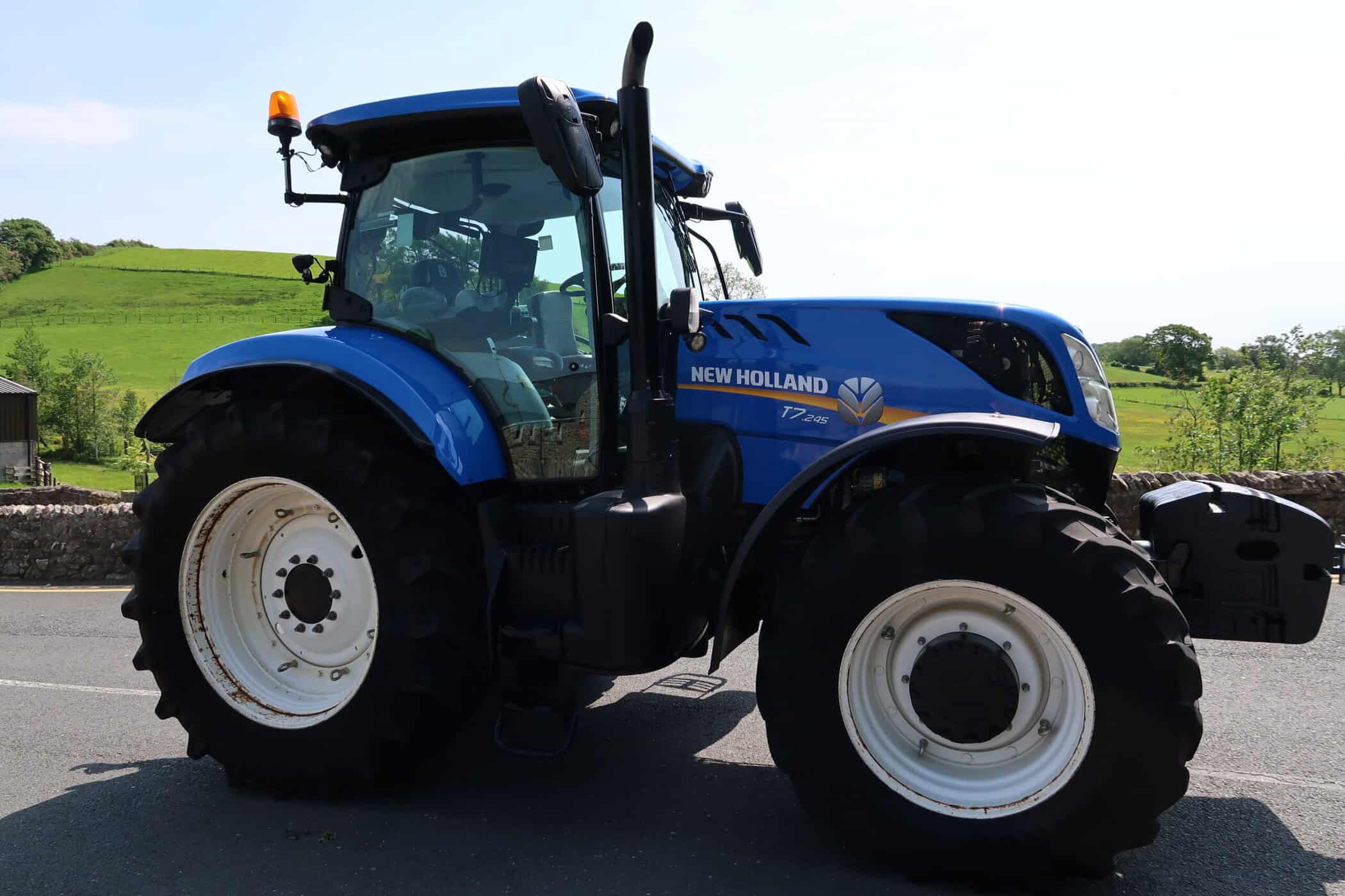 NEW HOLLAND T7.245 - Image 8