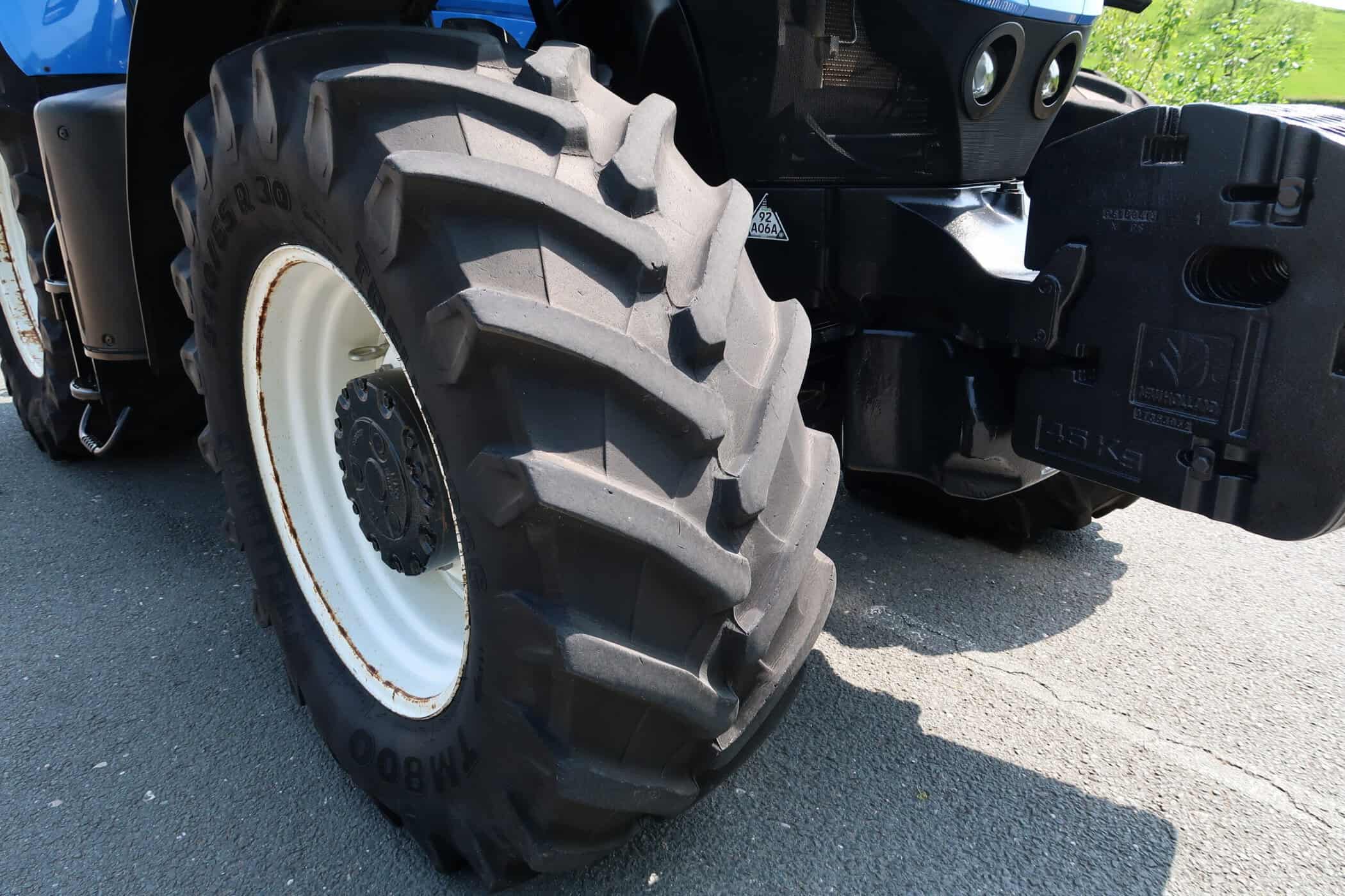 NEW HOLLAND T7.245 - Image 24