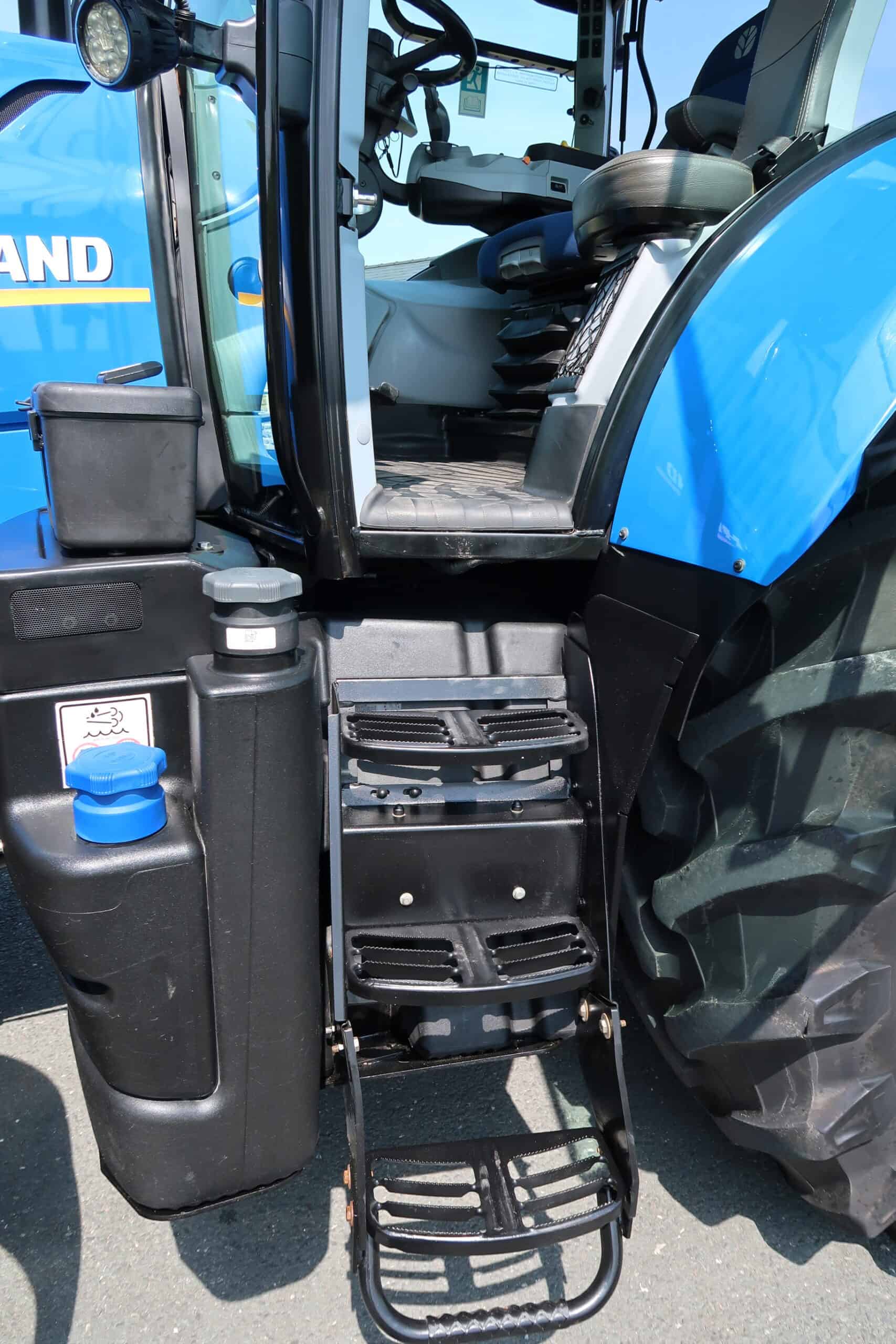 NEW HOLLAND T7.245 - Image 34