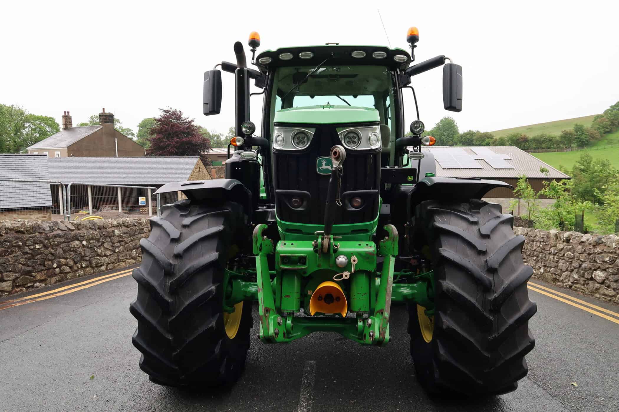 JOHN DEERE 6215R - Image 5