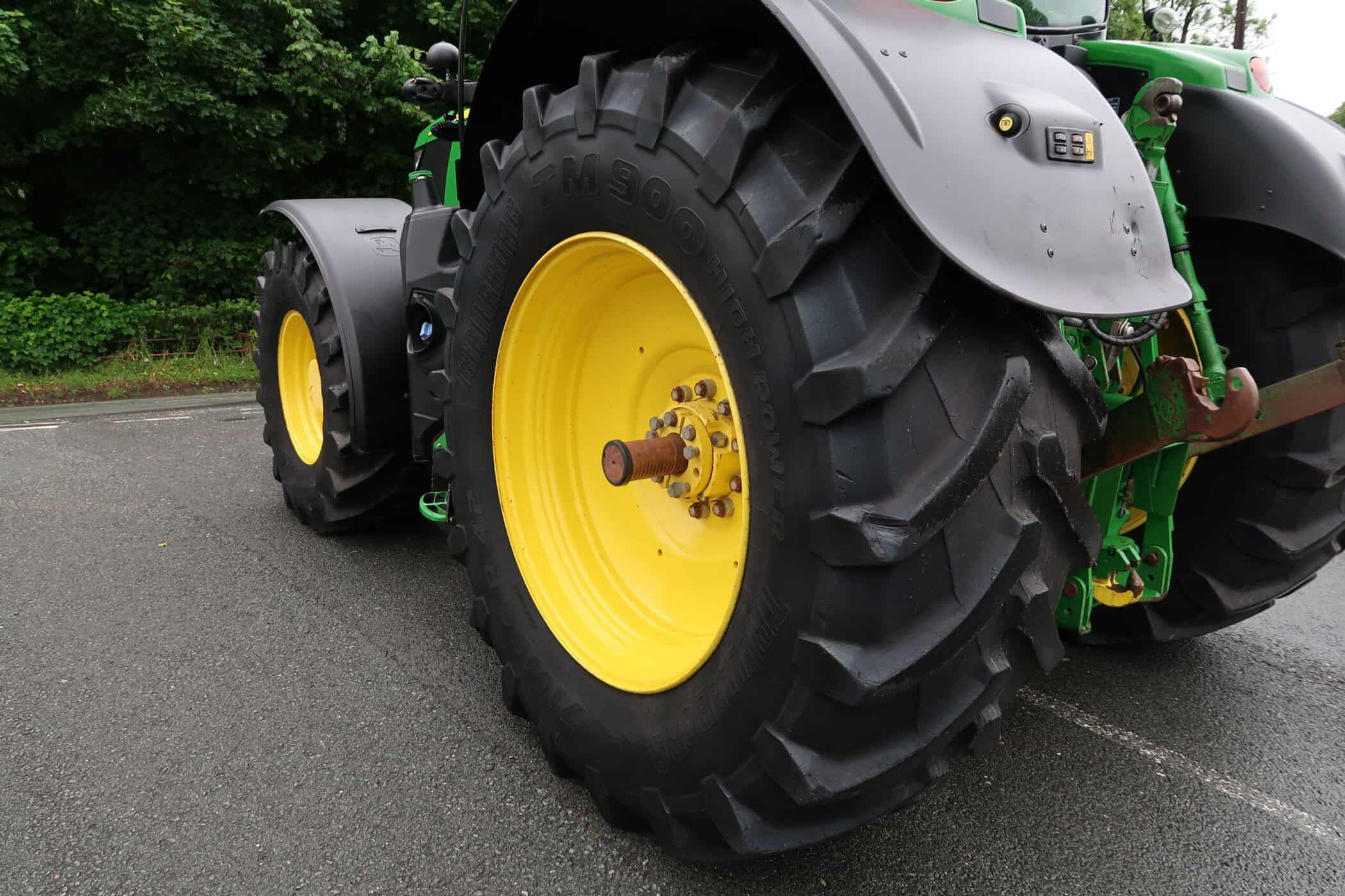 JOHN DEERE 6215R - Image 7